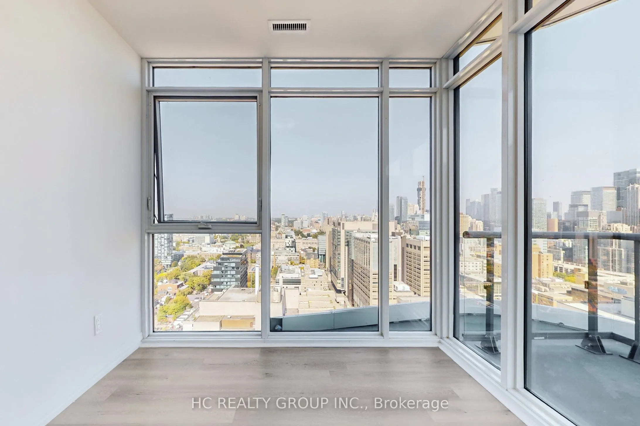 280 Dundas Street W #Ph03