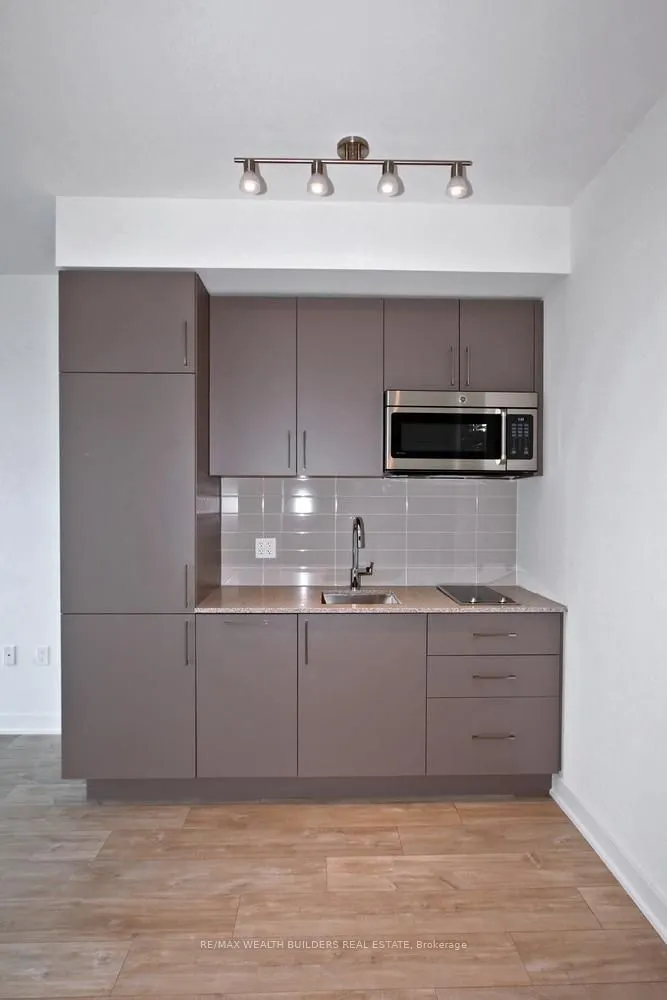 576 Front Street W, #1219E