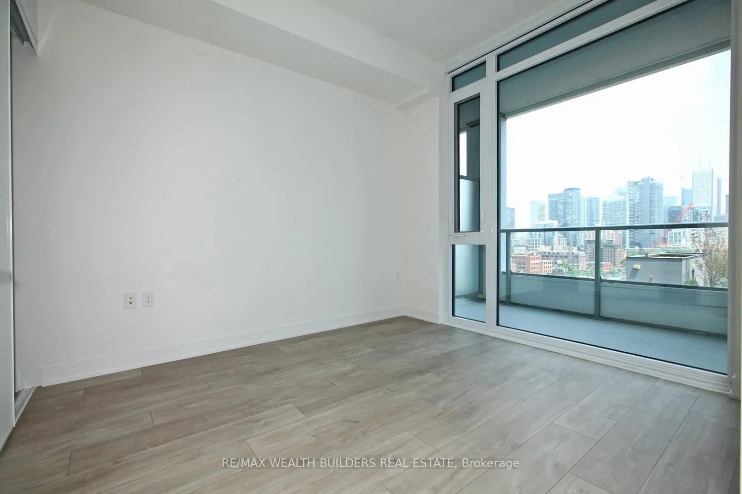 576 Front Street W, #1219E