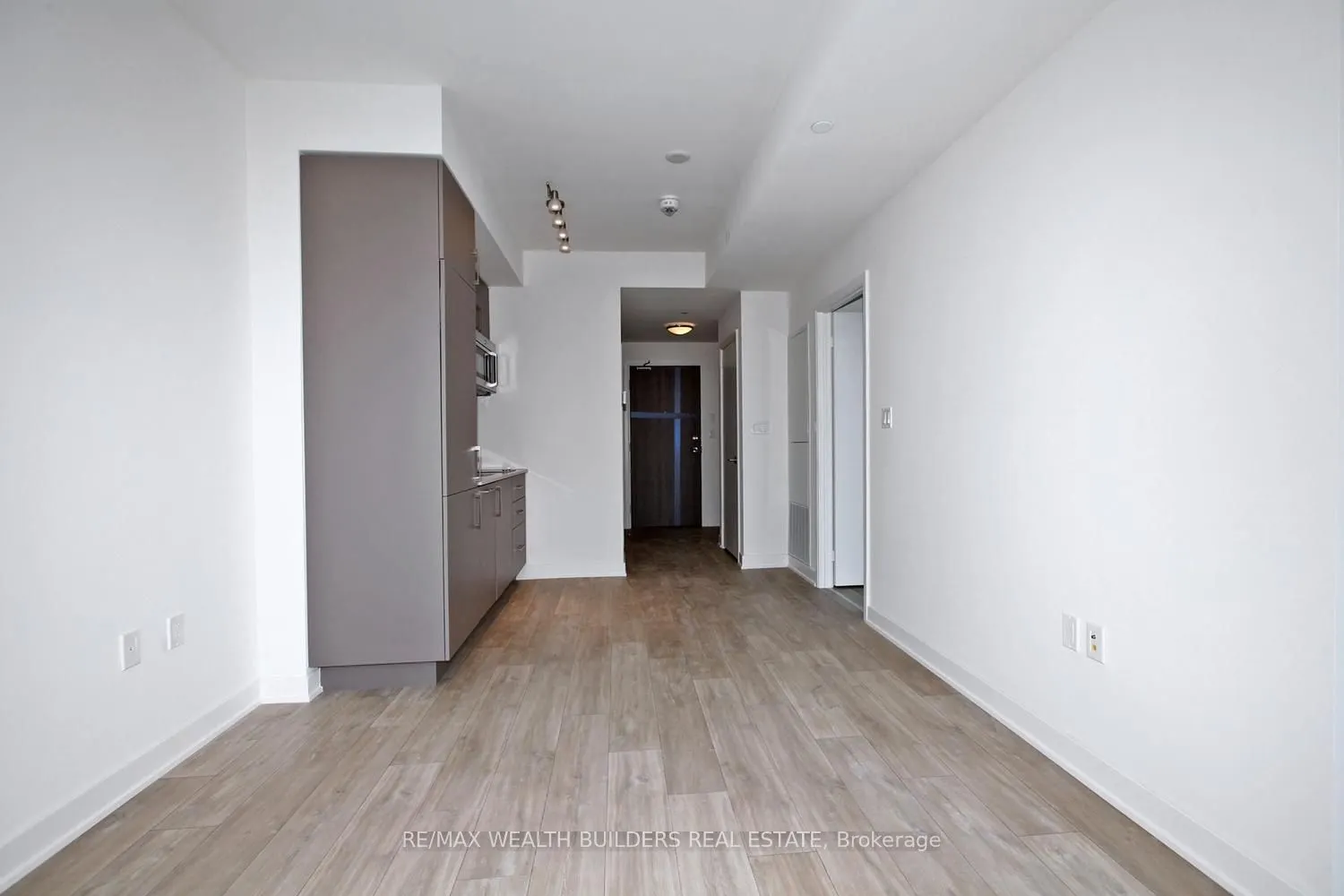 576 Front Street W, #1219E