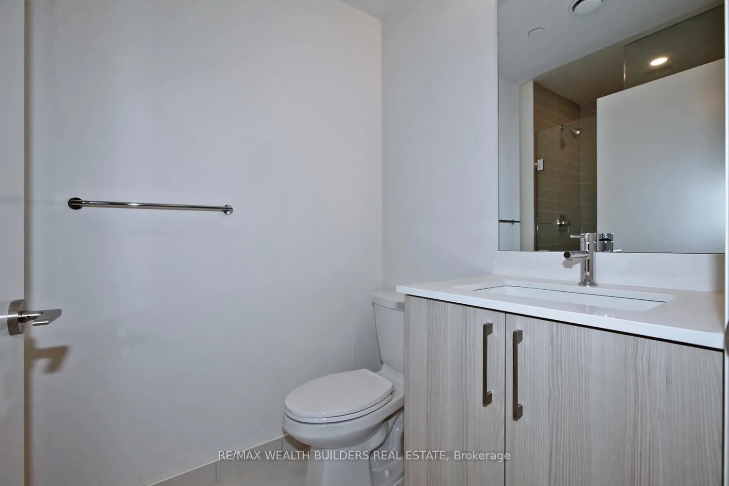 576 Front Street W, #1219E