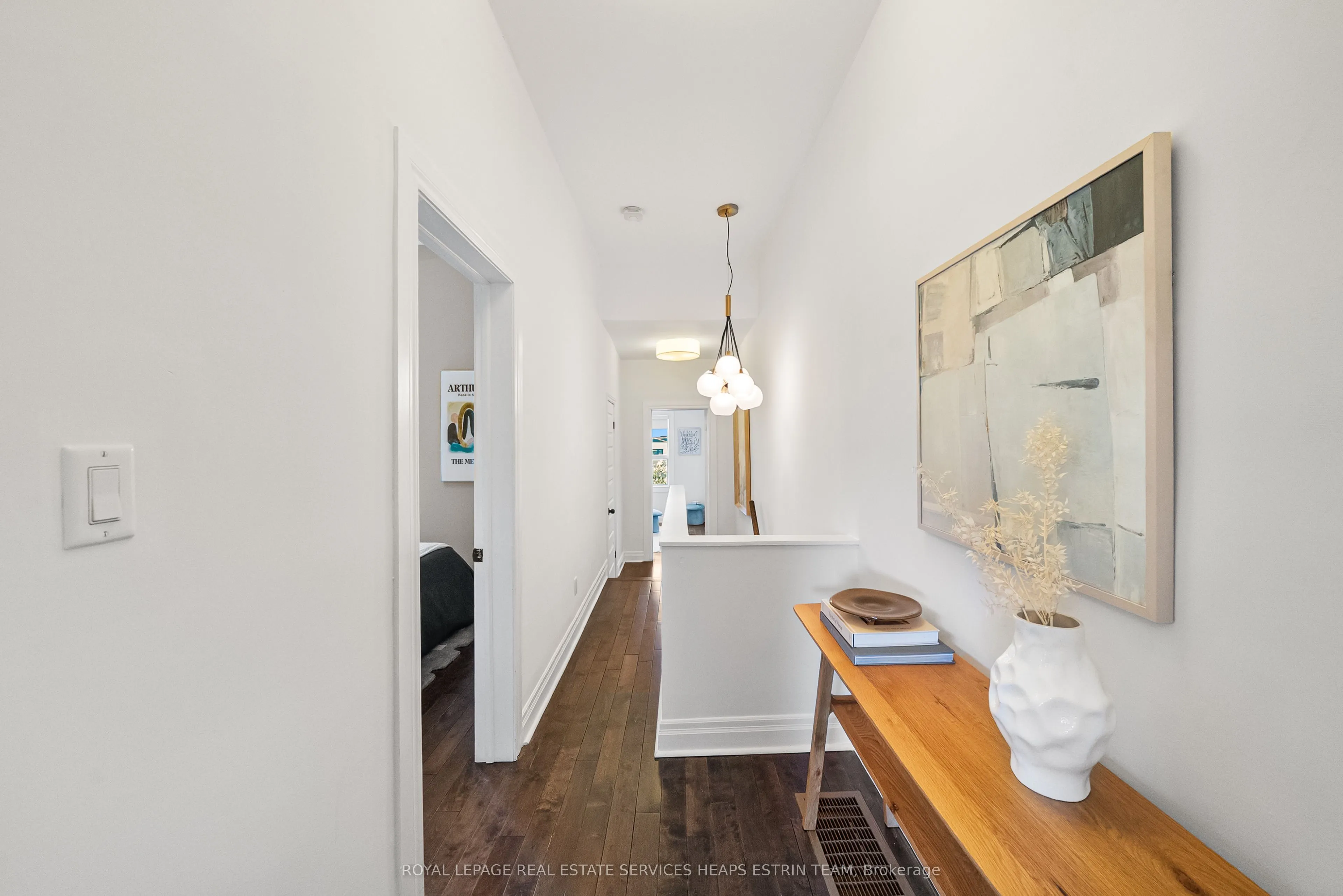 386 Crawford Street