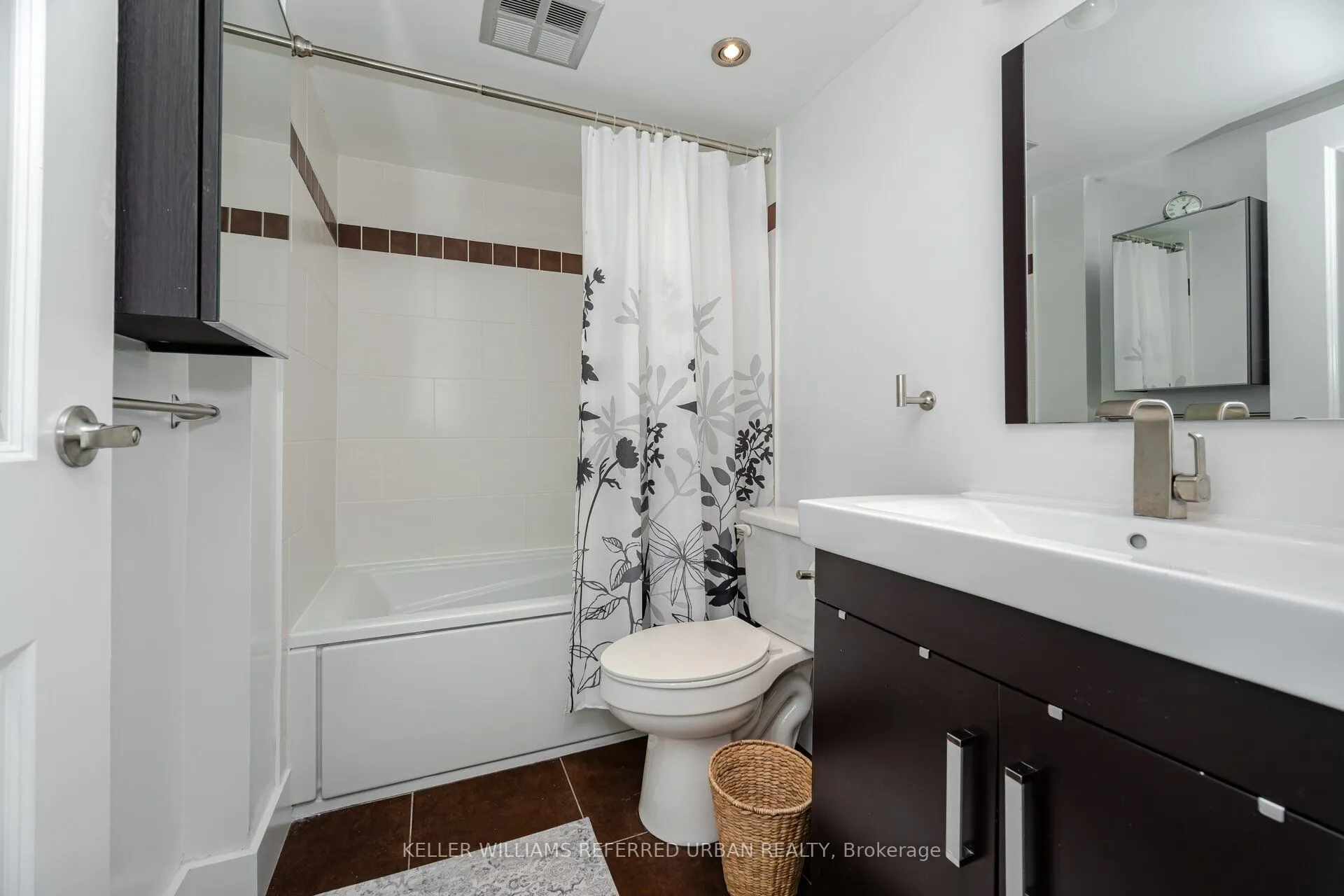 77 Maitland Place, #107