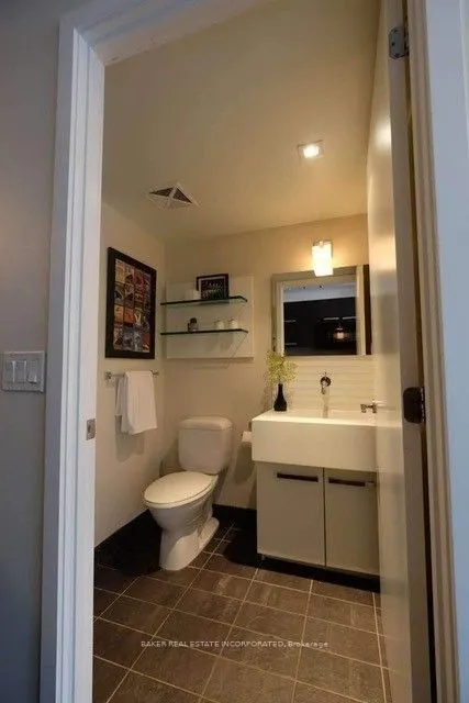 55 Stewart Street, #408