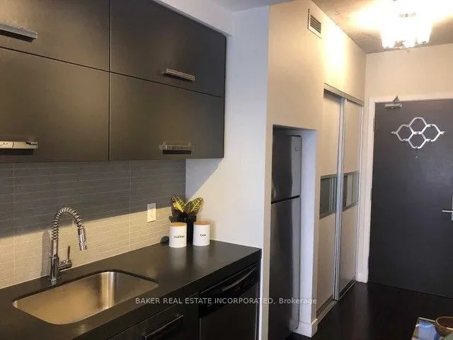 55 Stewart Street, #408