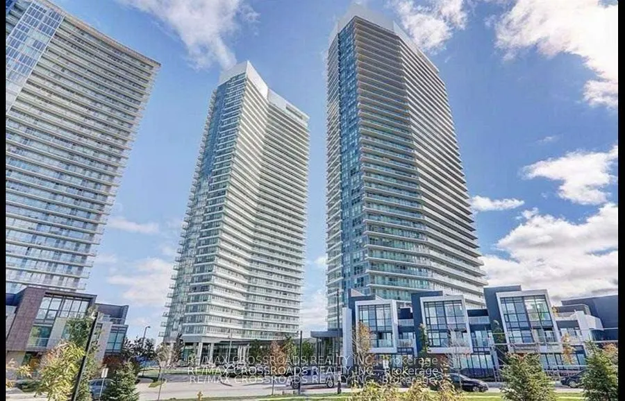 115 Mcmahon Drive, #1507