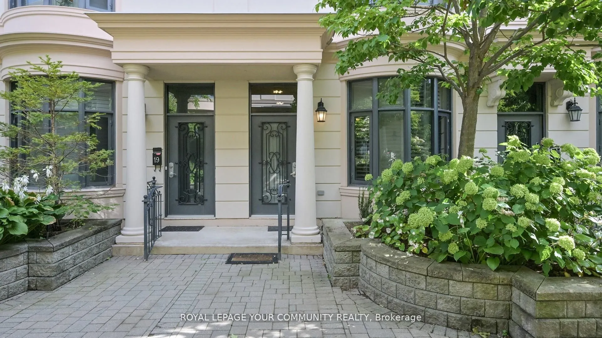 27 Elkhorn Drive, #18