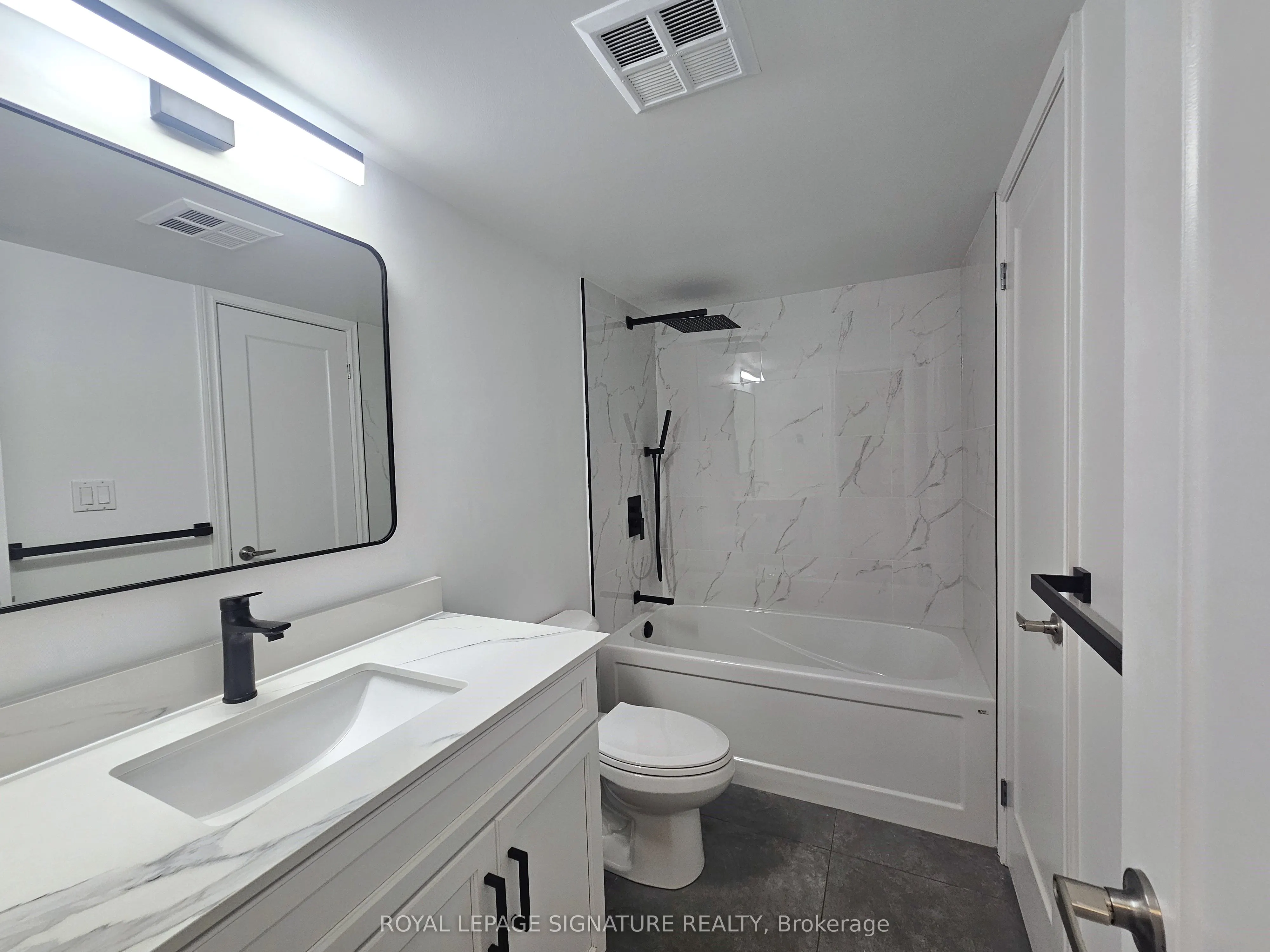 118 Finch Avenue W, #23