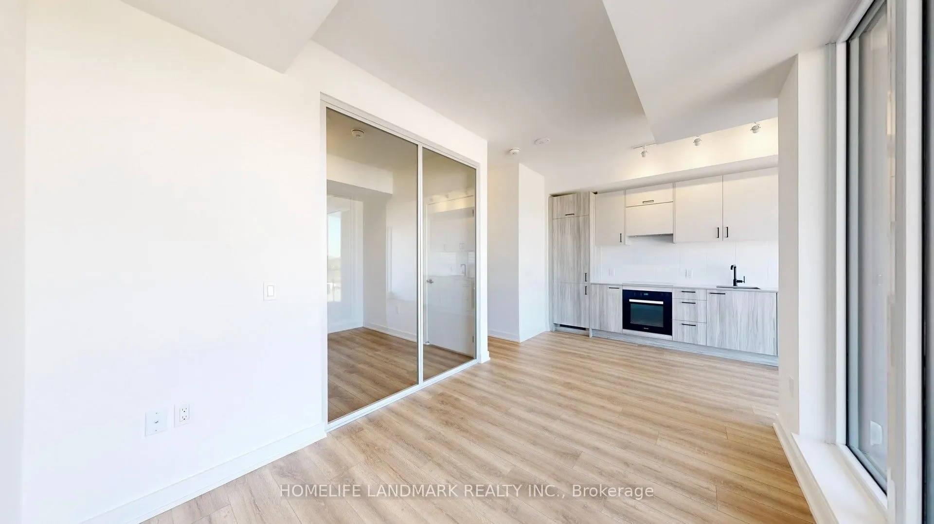 1 Kyle Lowry Road, #518