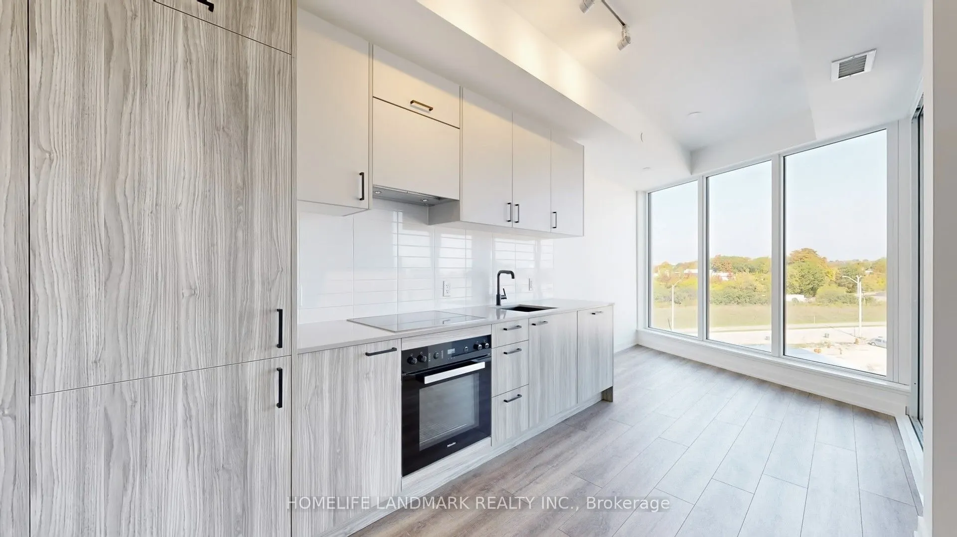 1 Kyle Lowry Road, #518