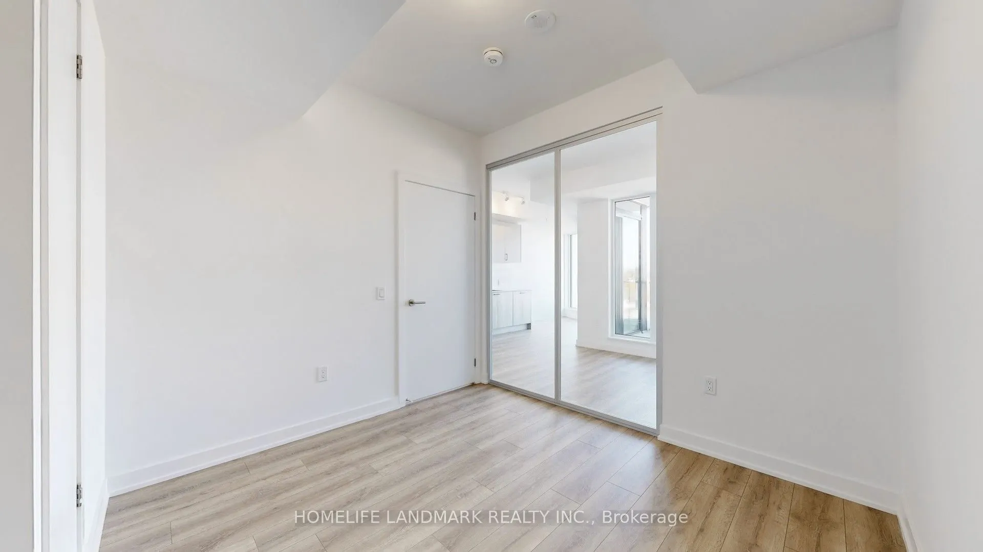 1 Kyle Lowry Road, #518