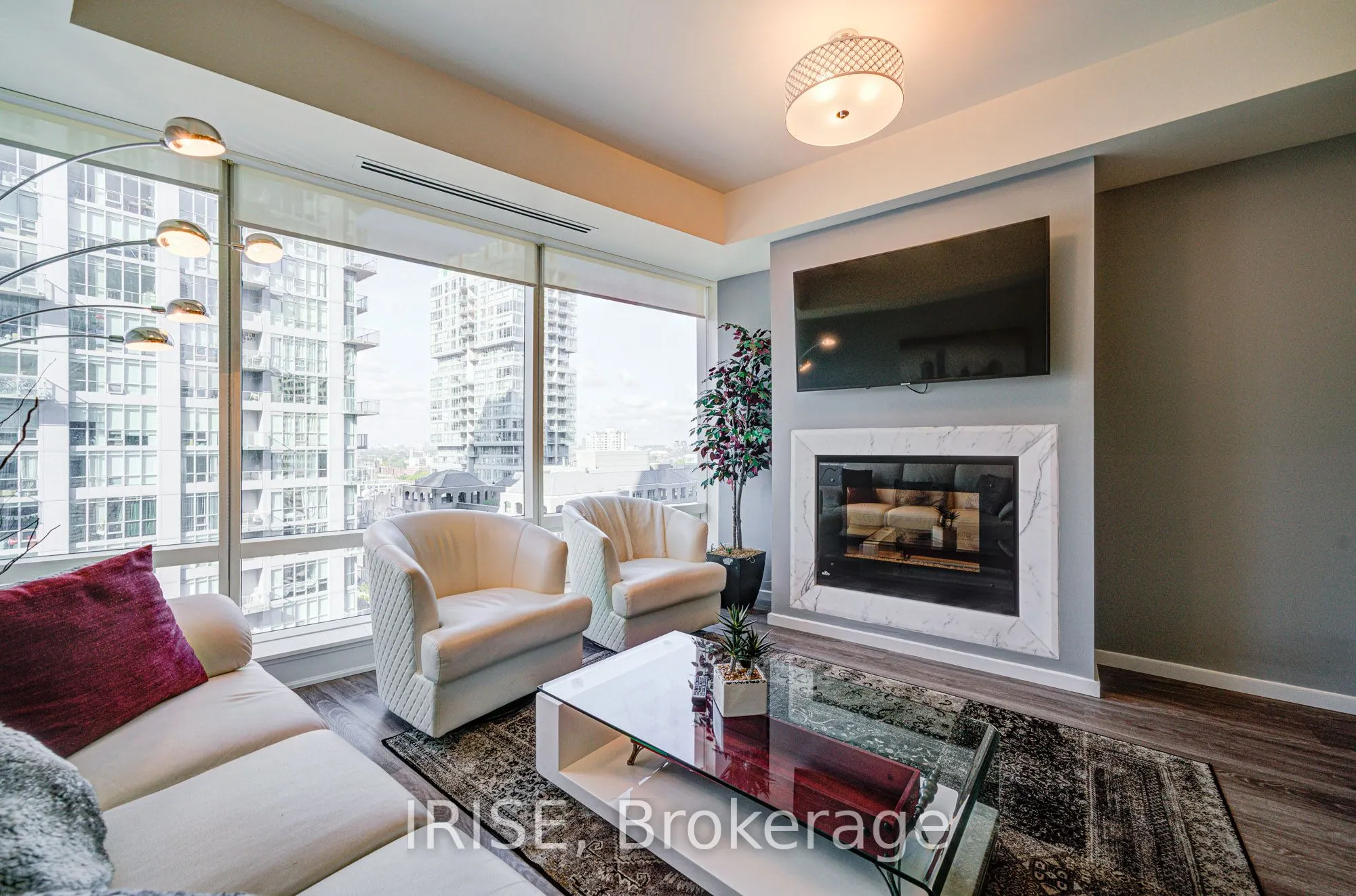 180 University Avenue, #1904