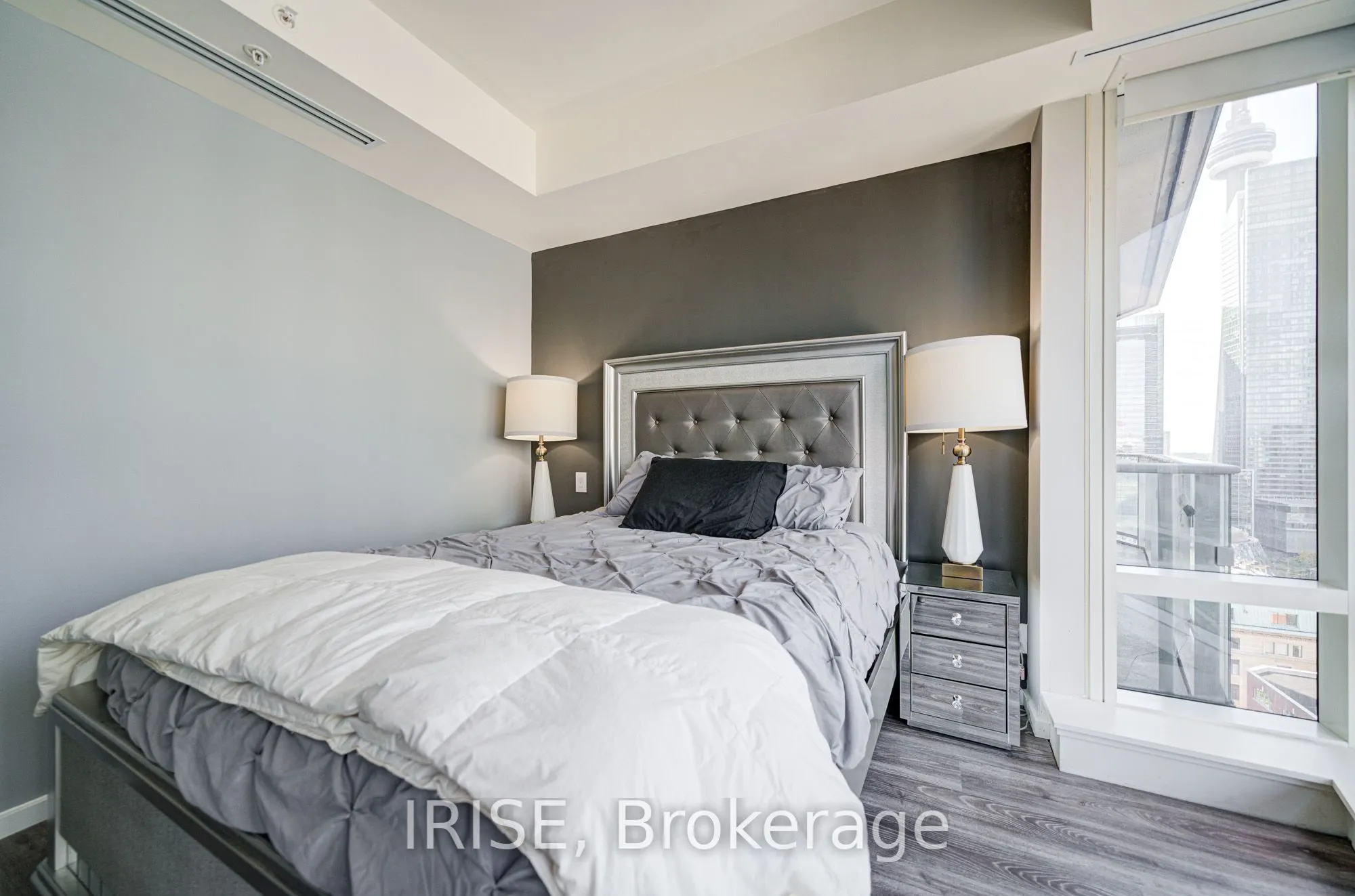 180 University Avenue, #1904