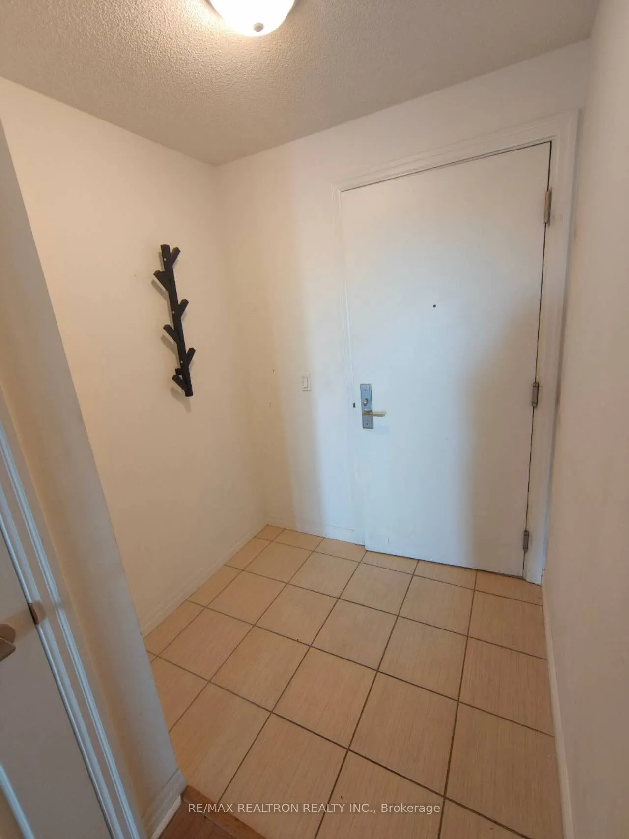 275 Yorkland Road, #1904
