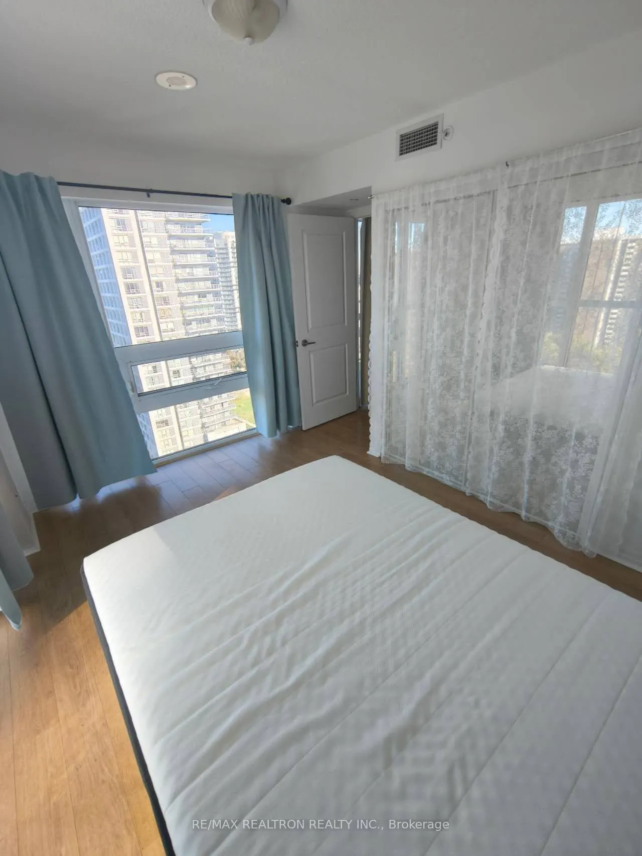 275 Yorkland Road, #1904