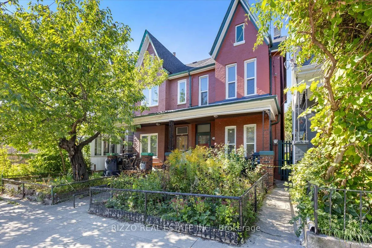 196 Claremont Street