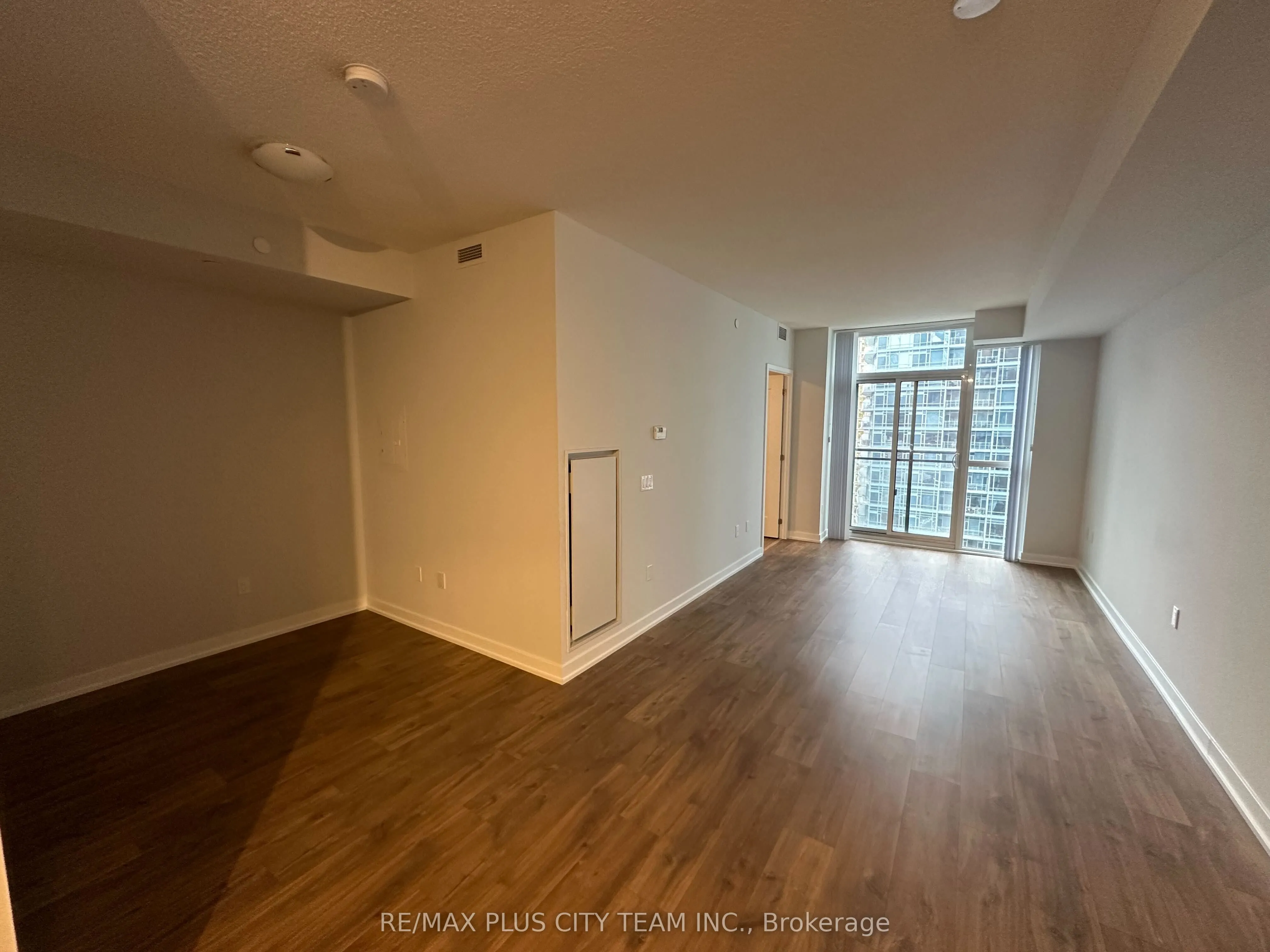 99 John Street, #3005