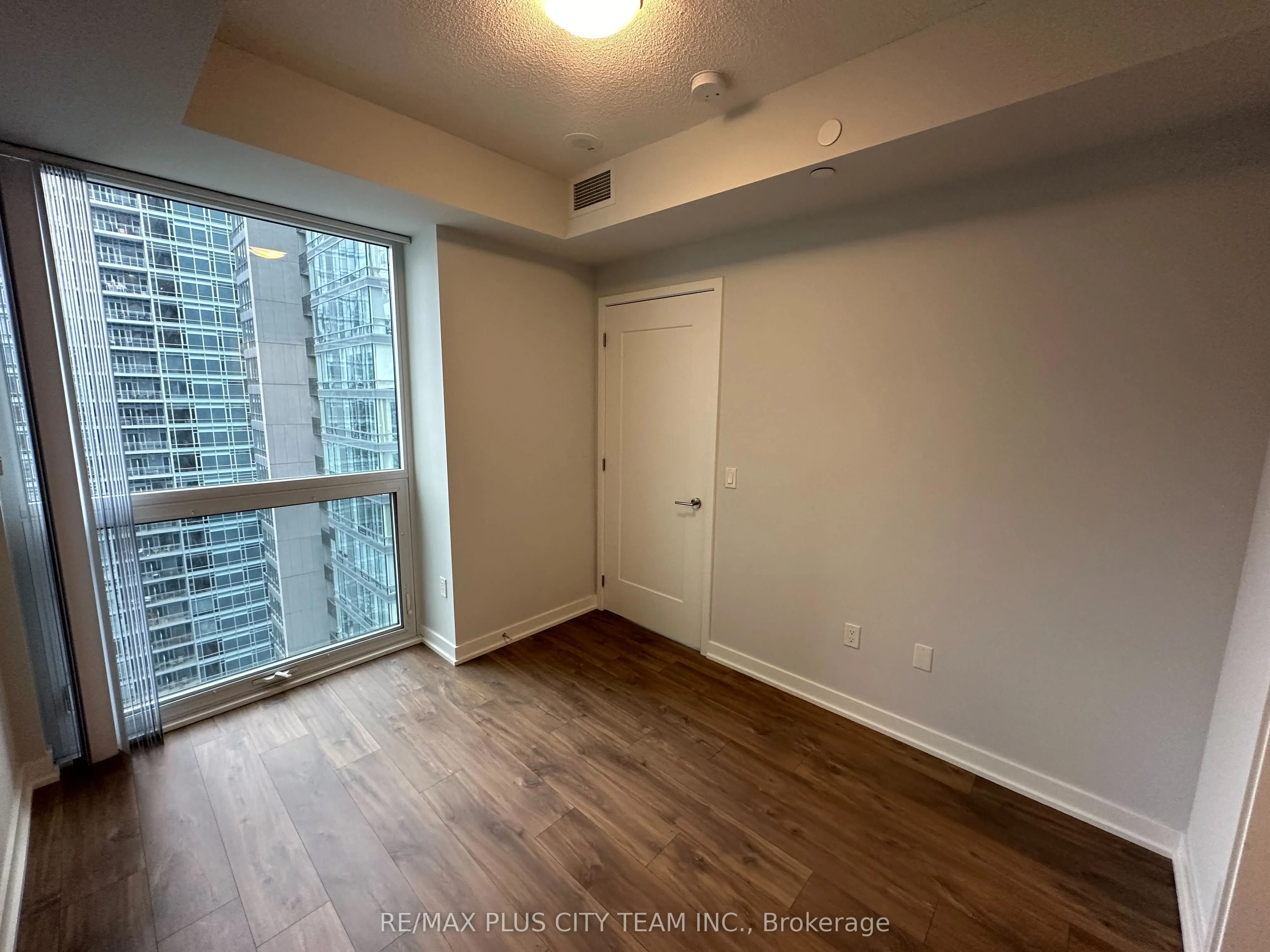 99 John Street, #3005