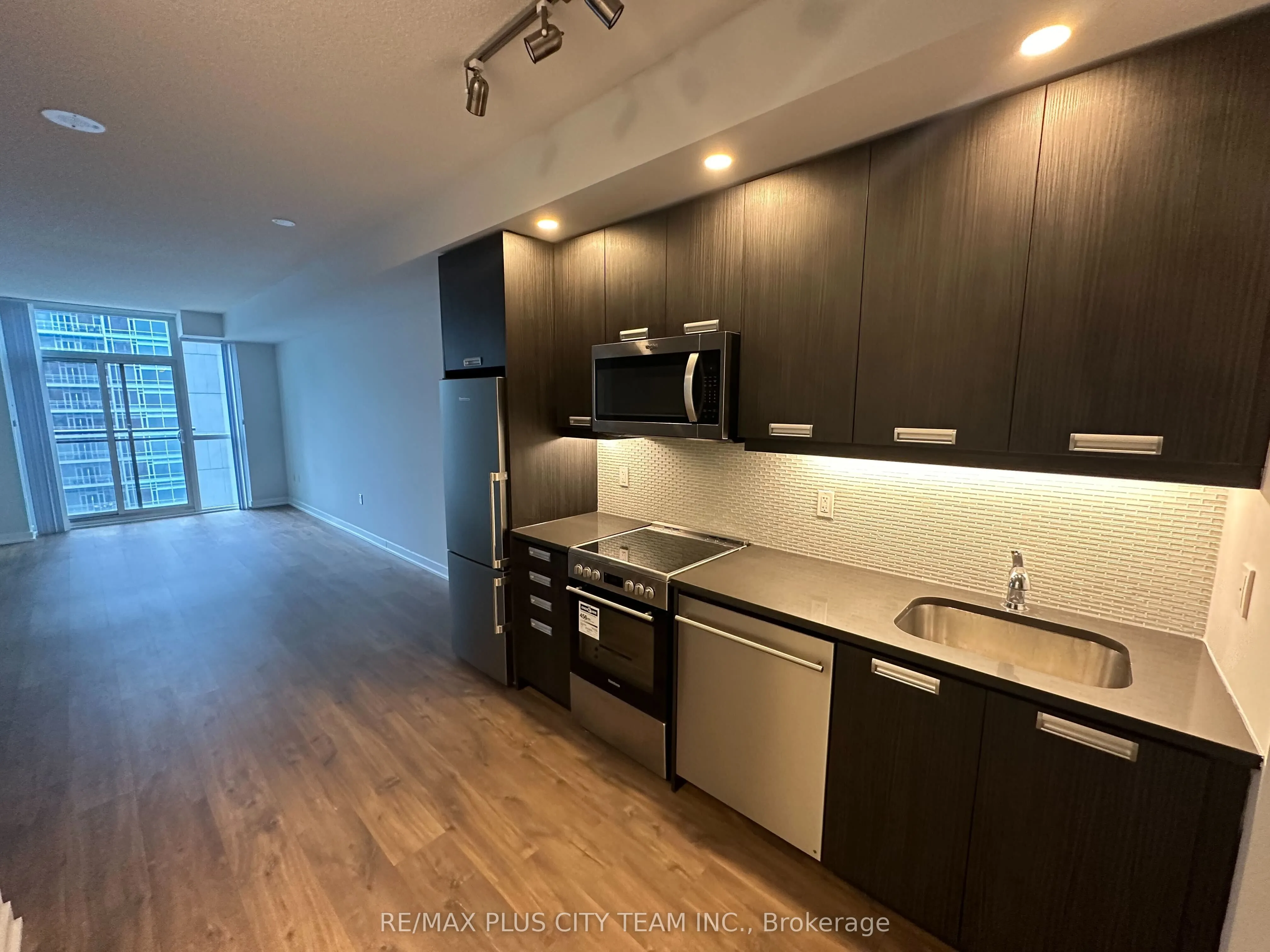 99 John Street, #3005