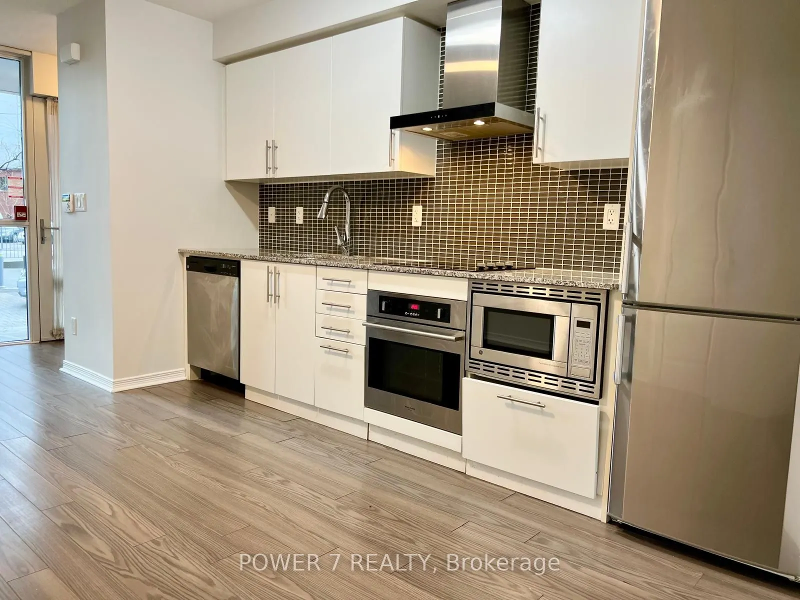 352 Front Street W, #102