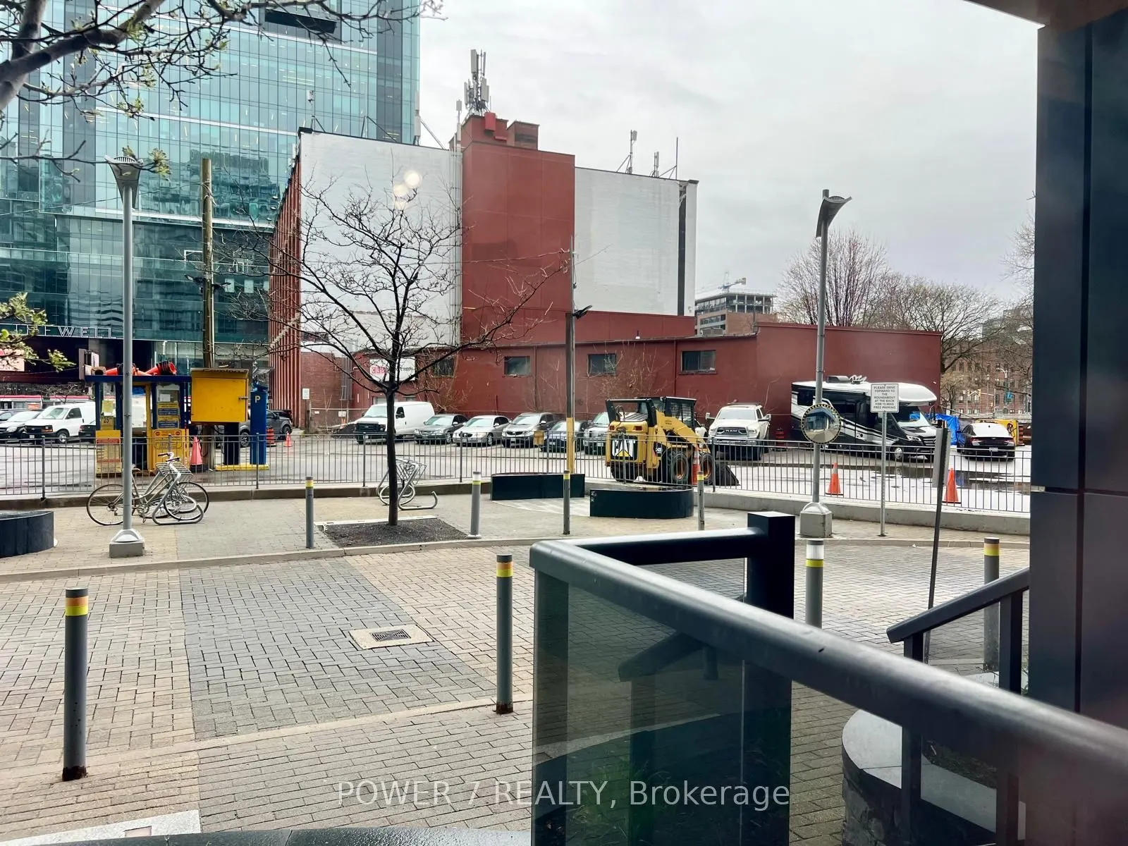 352 Front Street W, #102
