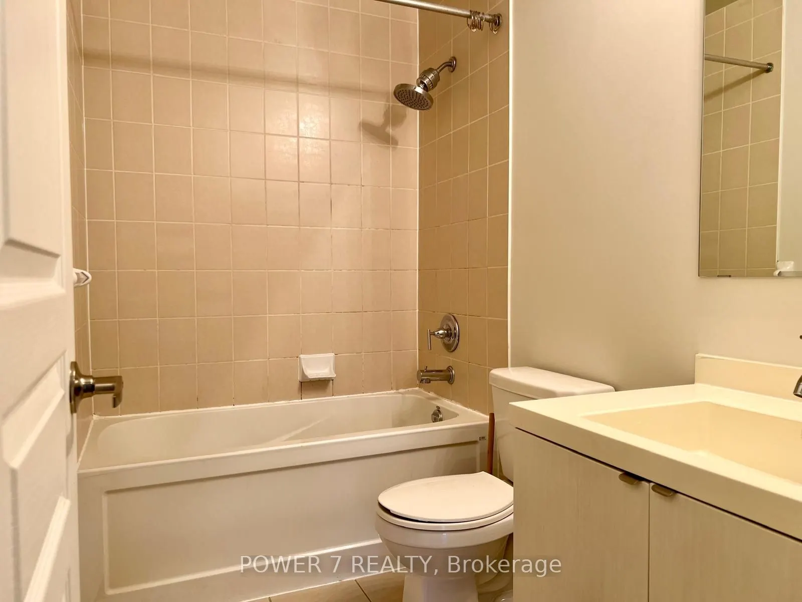 352 Front Street W, #102