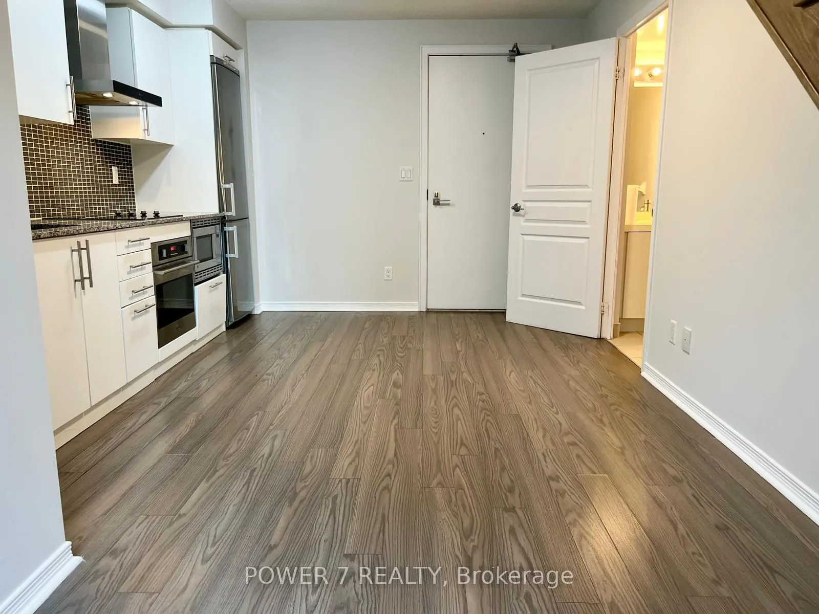 352 Front Street W, #102