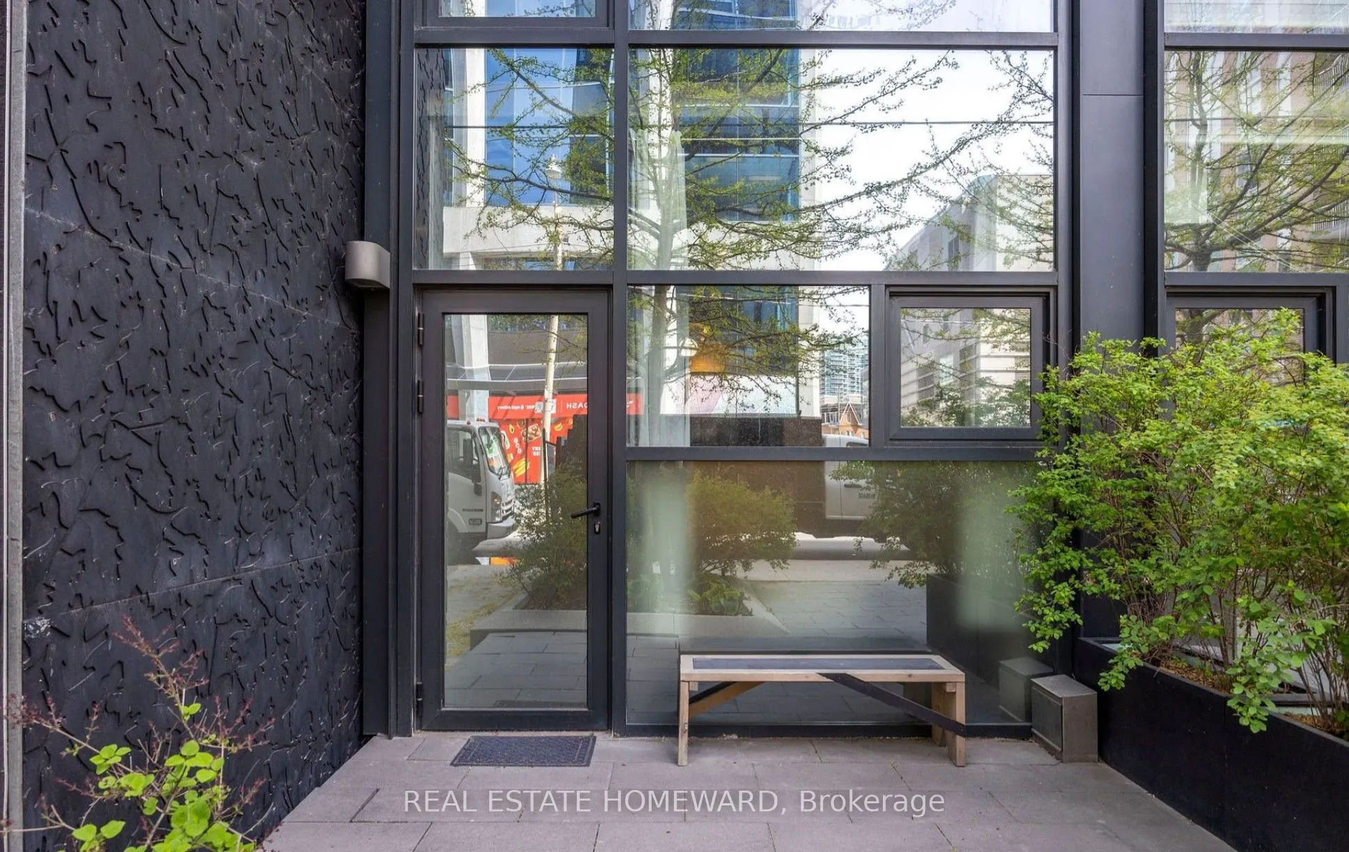 25 Stafford Street, #TH9