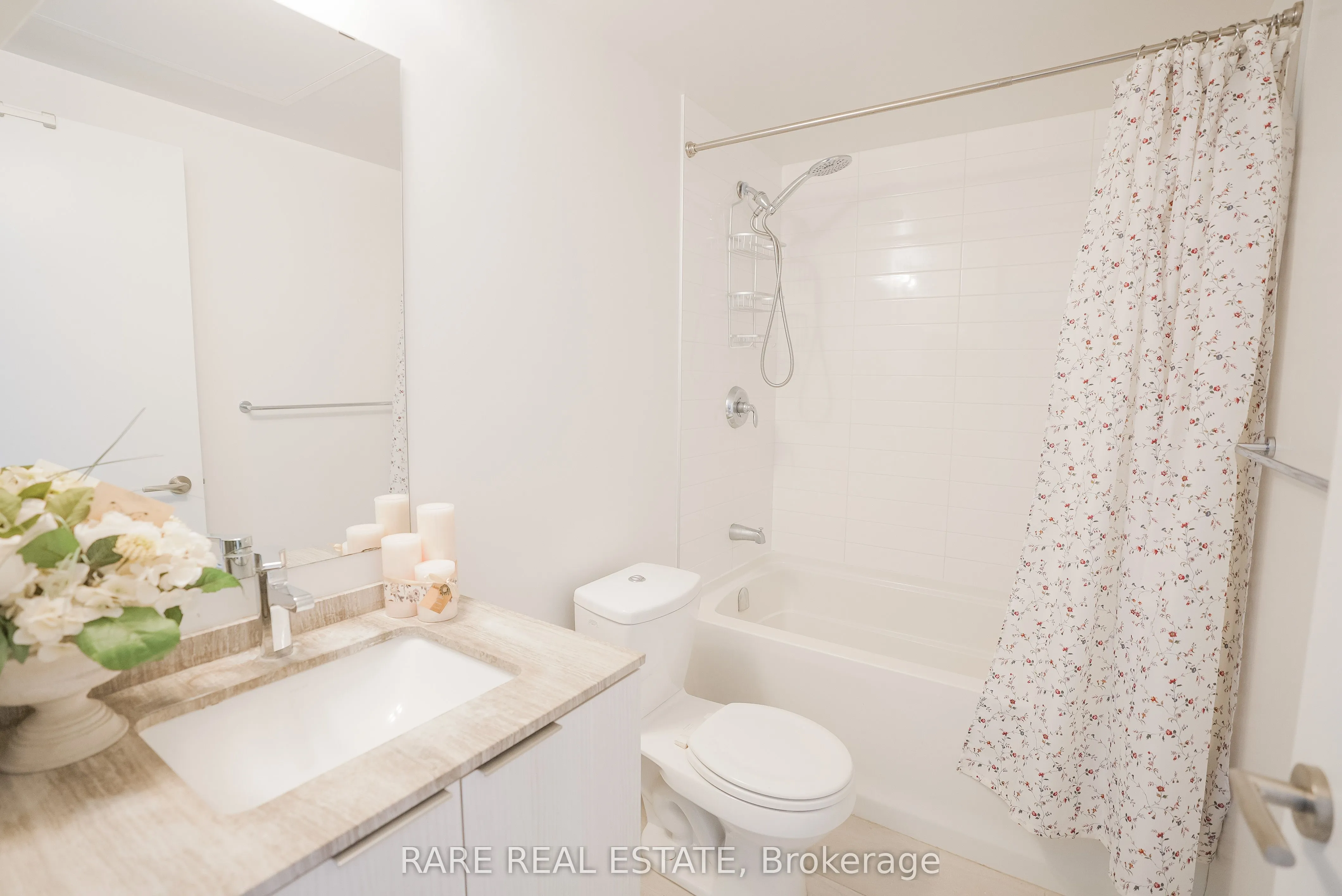 11 Wellesley Street W, #2703