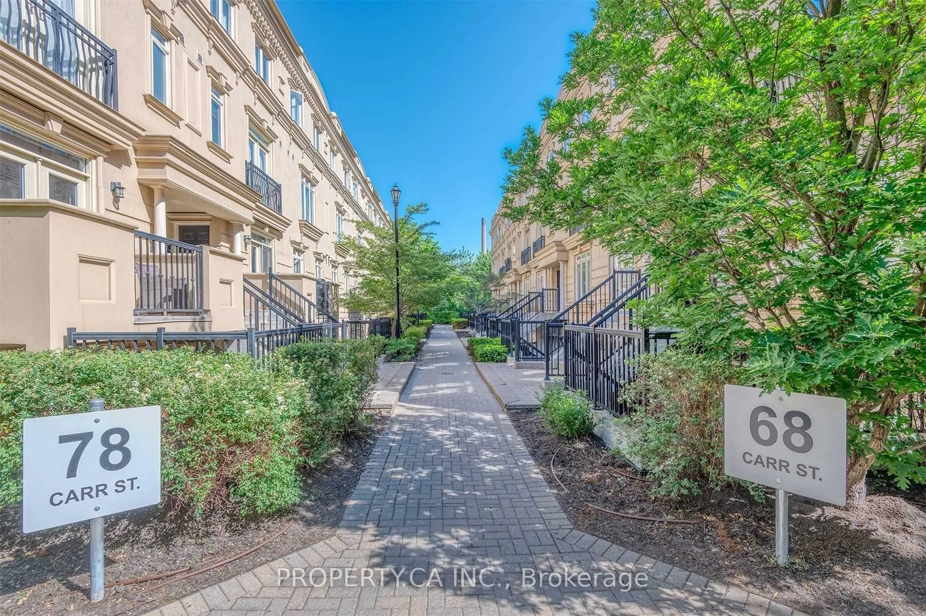 68 Carr Street, #Th8