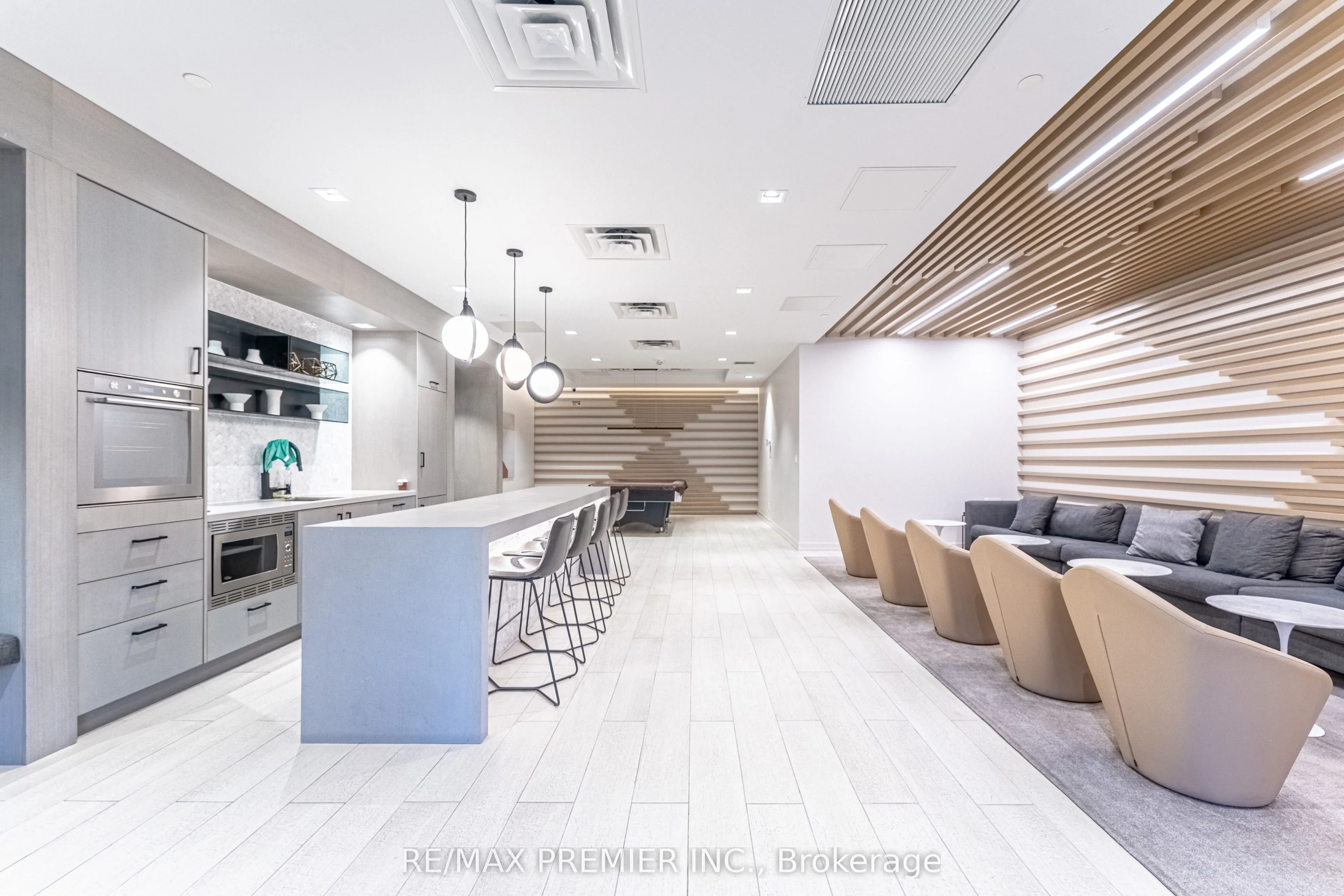 180 Fairview Mall Drive, #1511