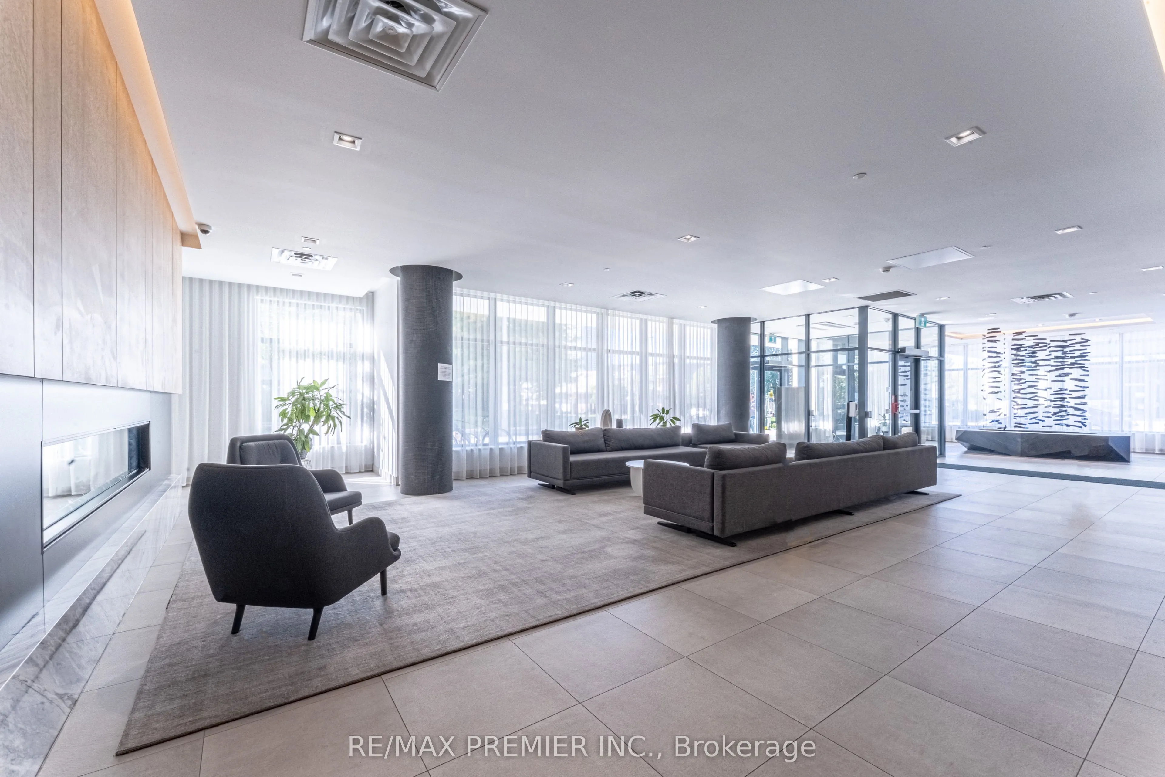 180 Fairview Mall Drive, #1511