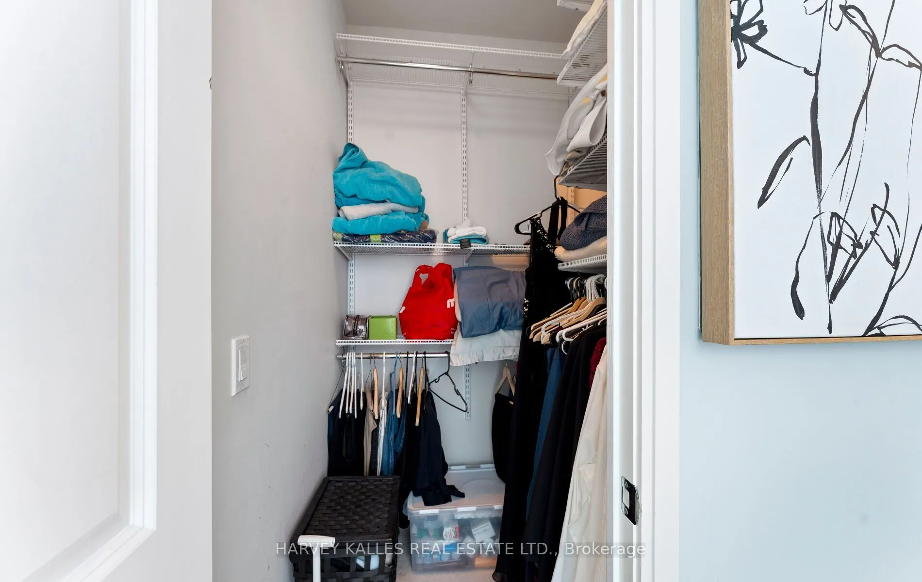 88 Broadway Avenue, #1406