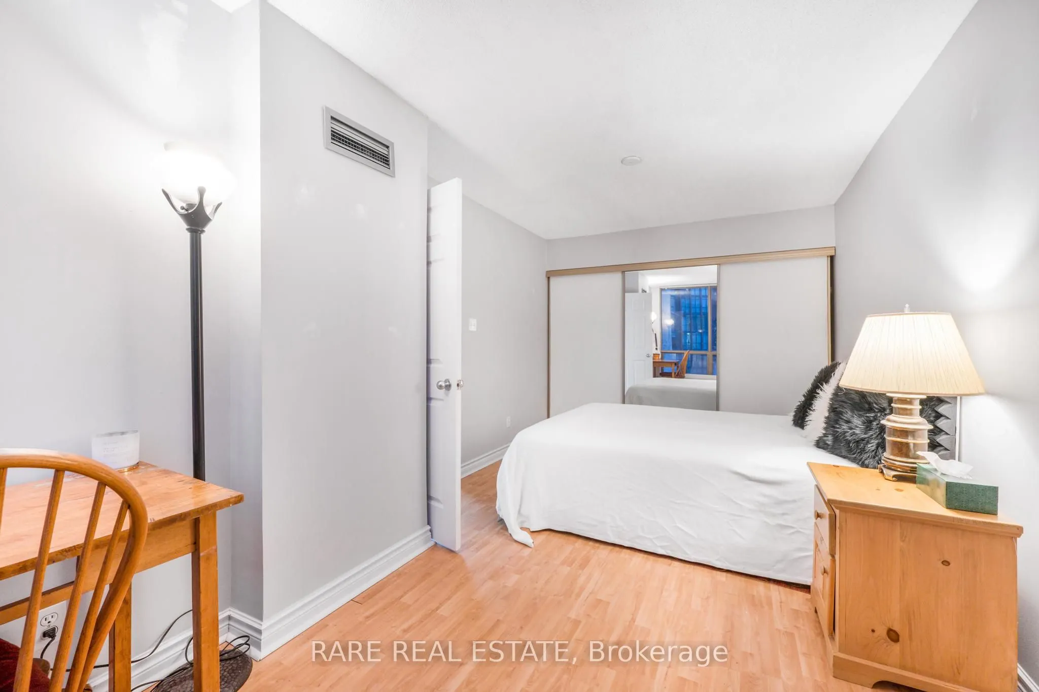 40 Scollard Street, #1003