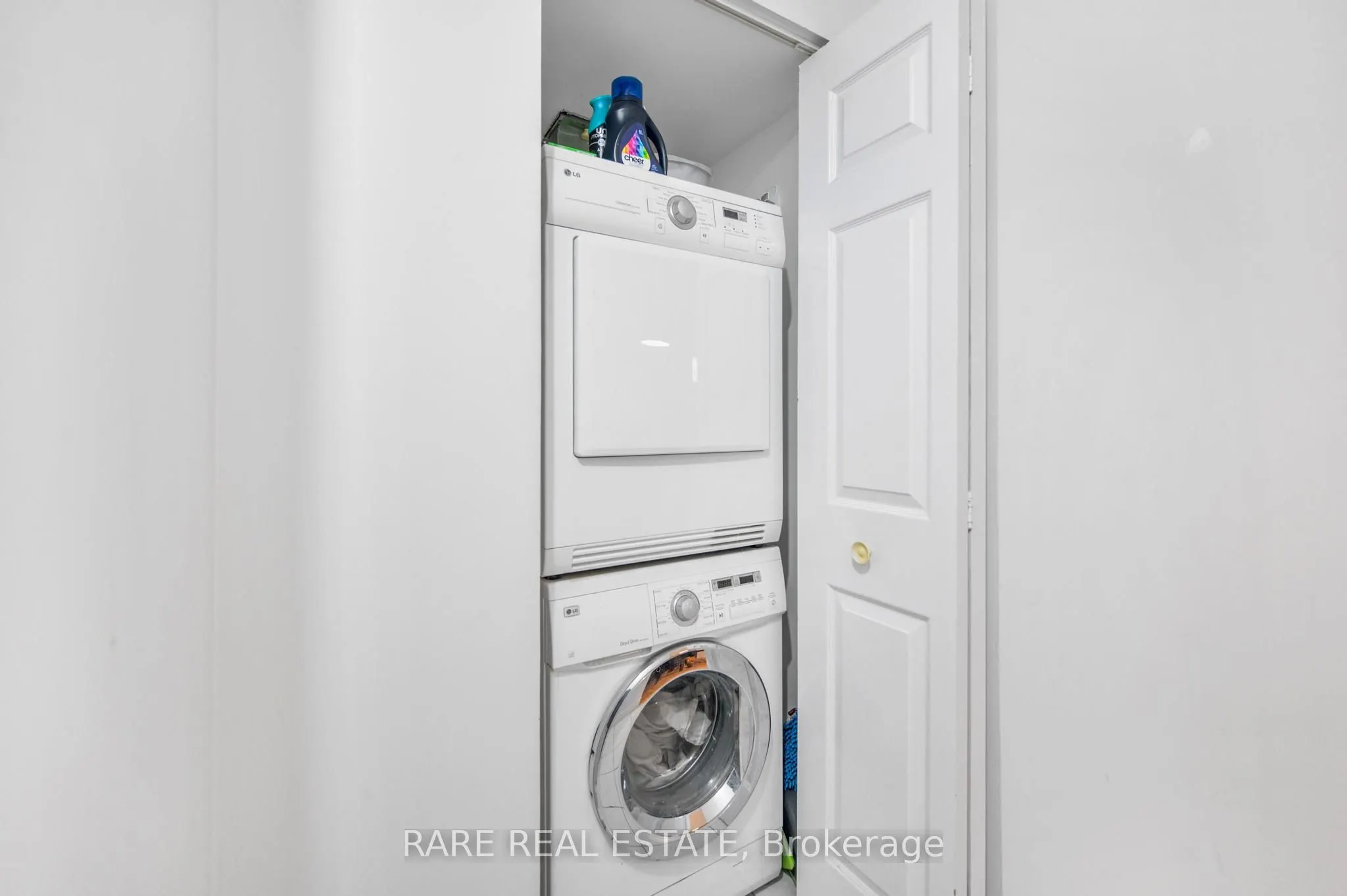40 Scollard Street, #1003
