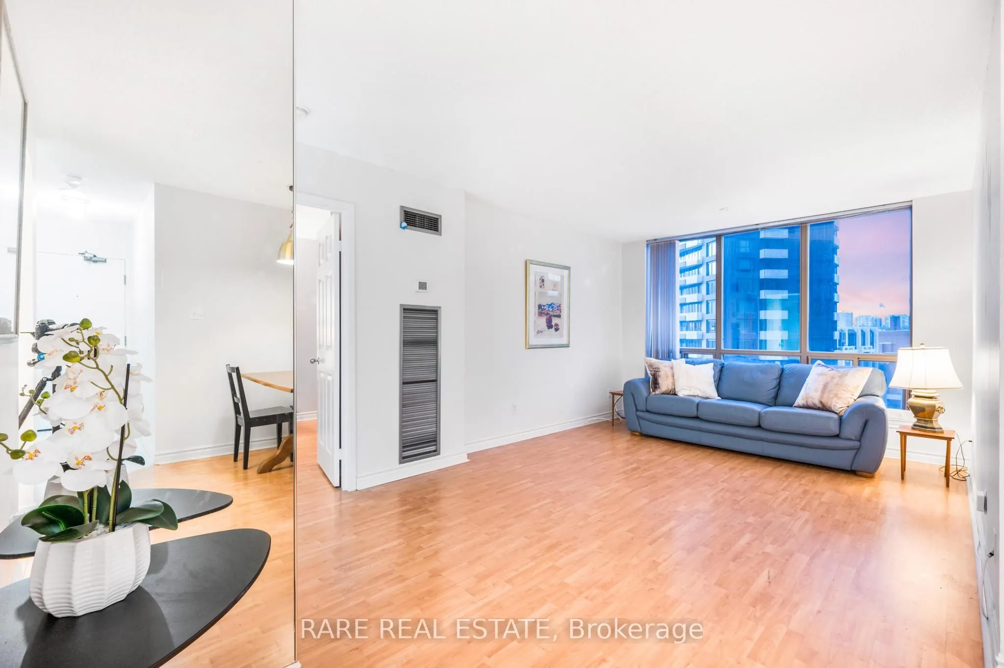 40 Scollard Street, #1003