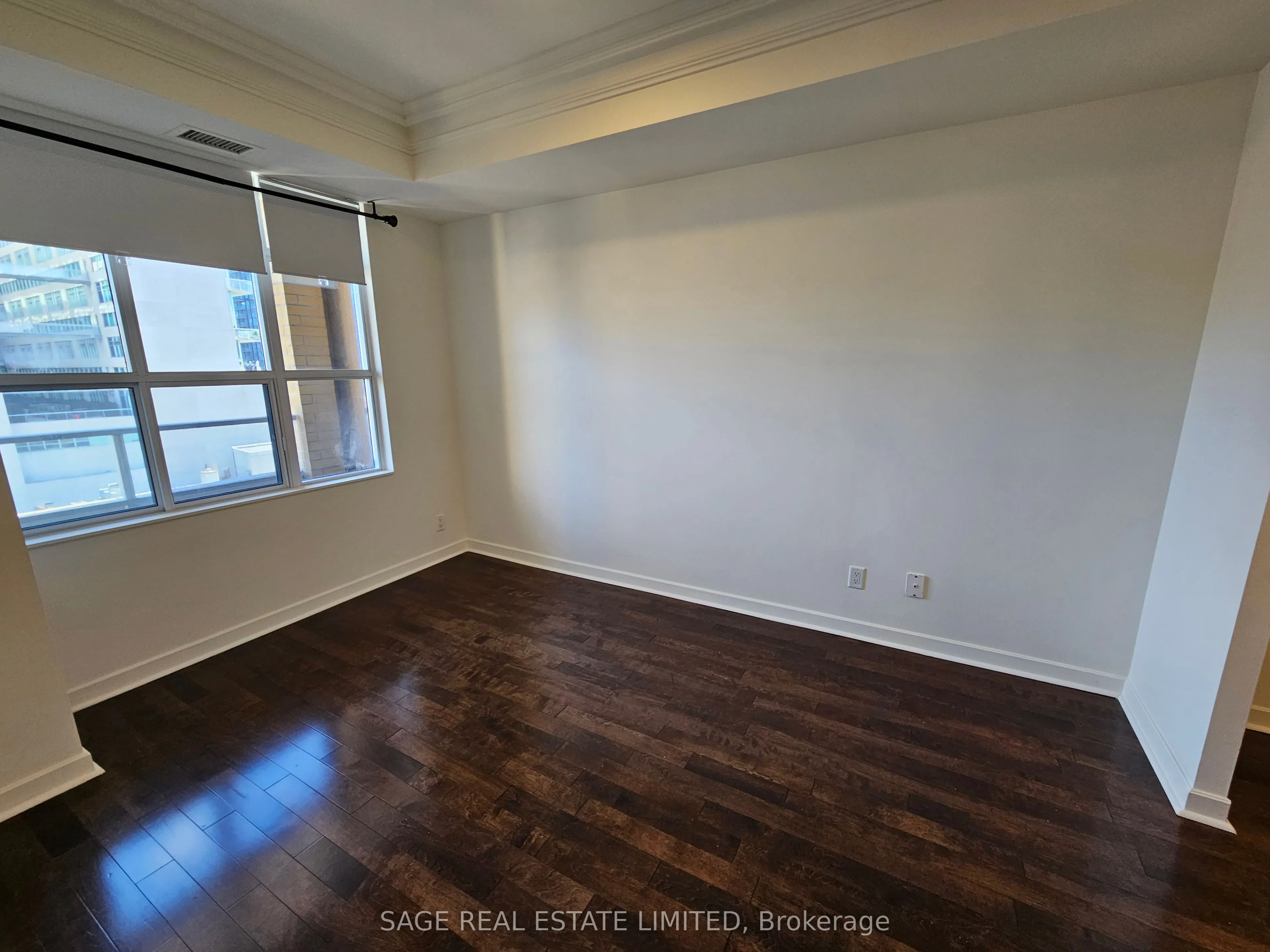 438 Richmond Street W, #712