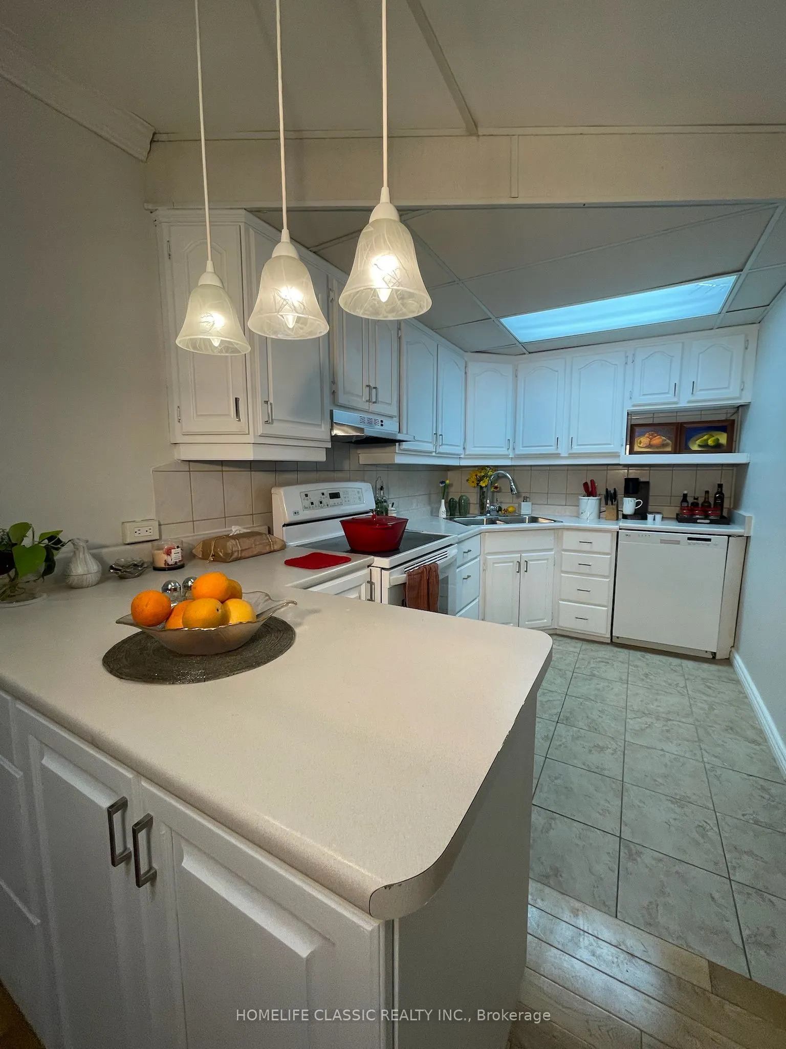 86 Fenside Drive, #BASEMENT