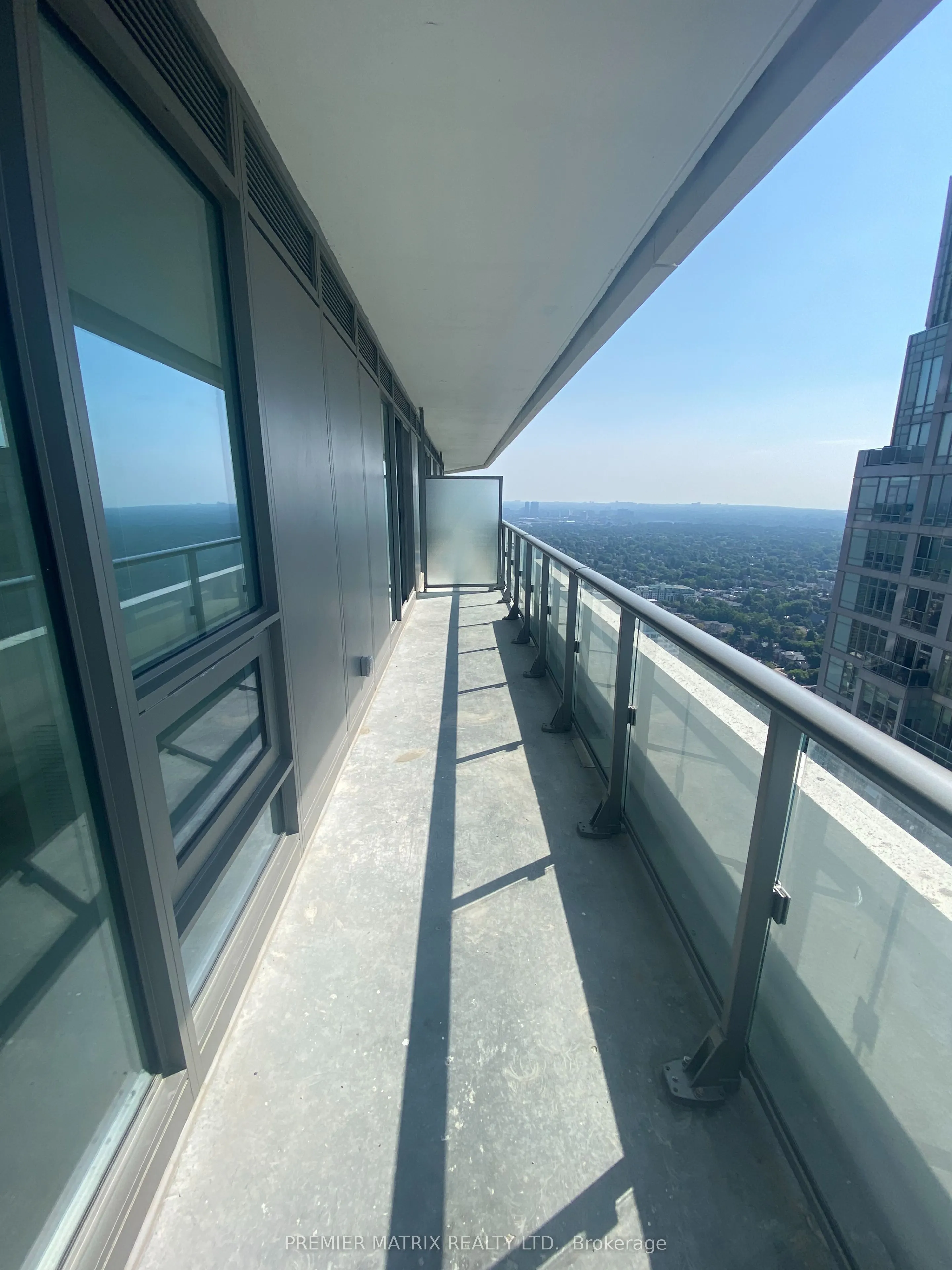 2221 Yonge Street, #4507