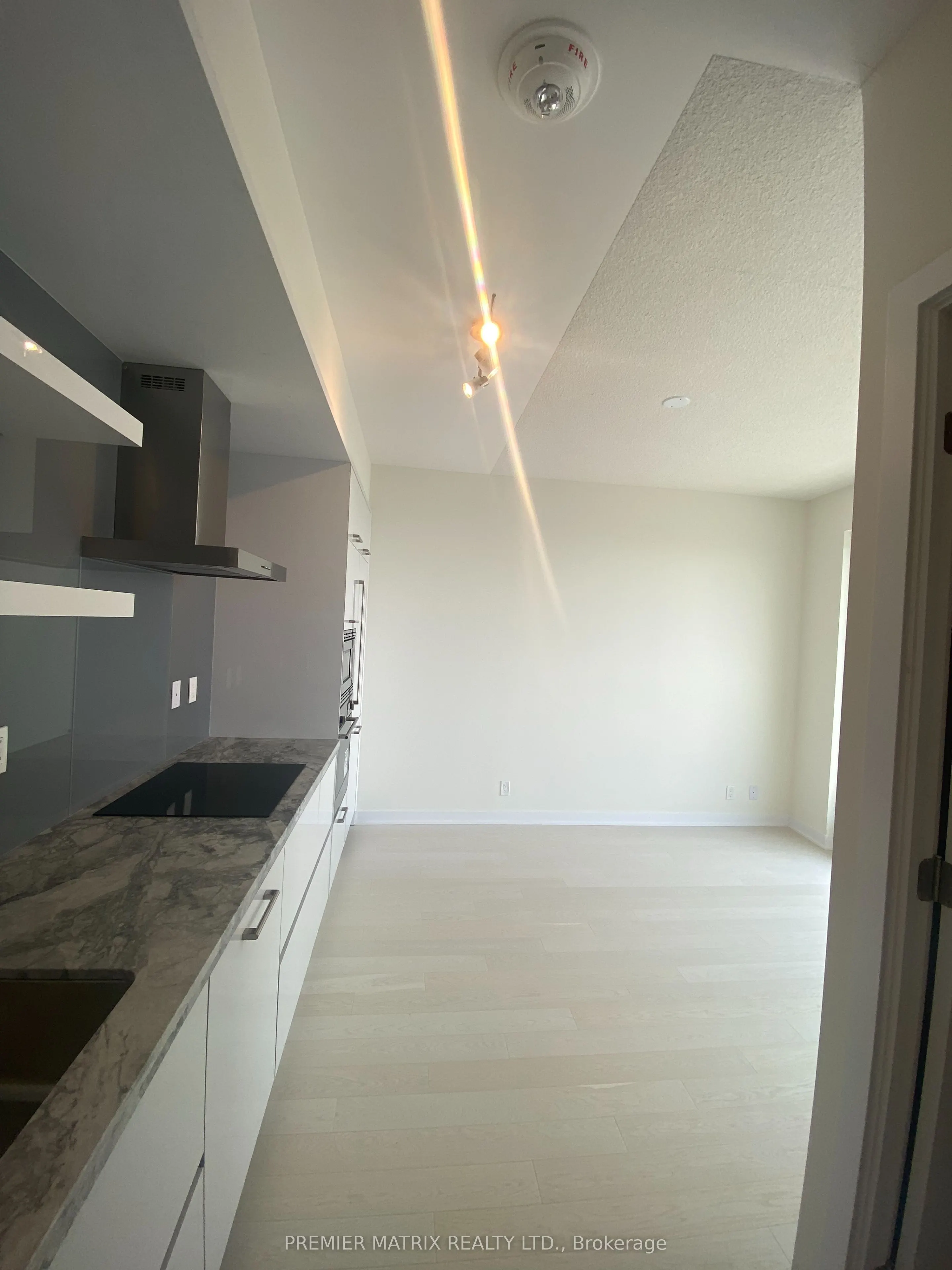 2221 Yonge Street, #4507