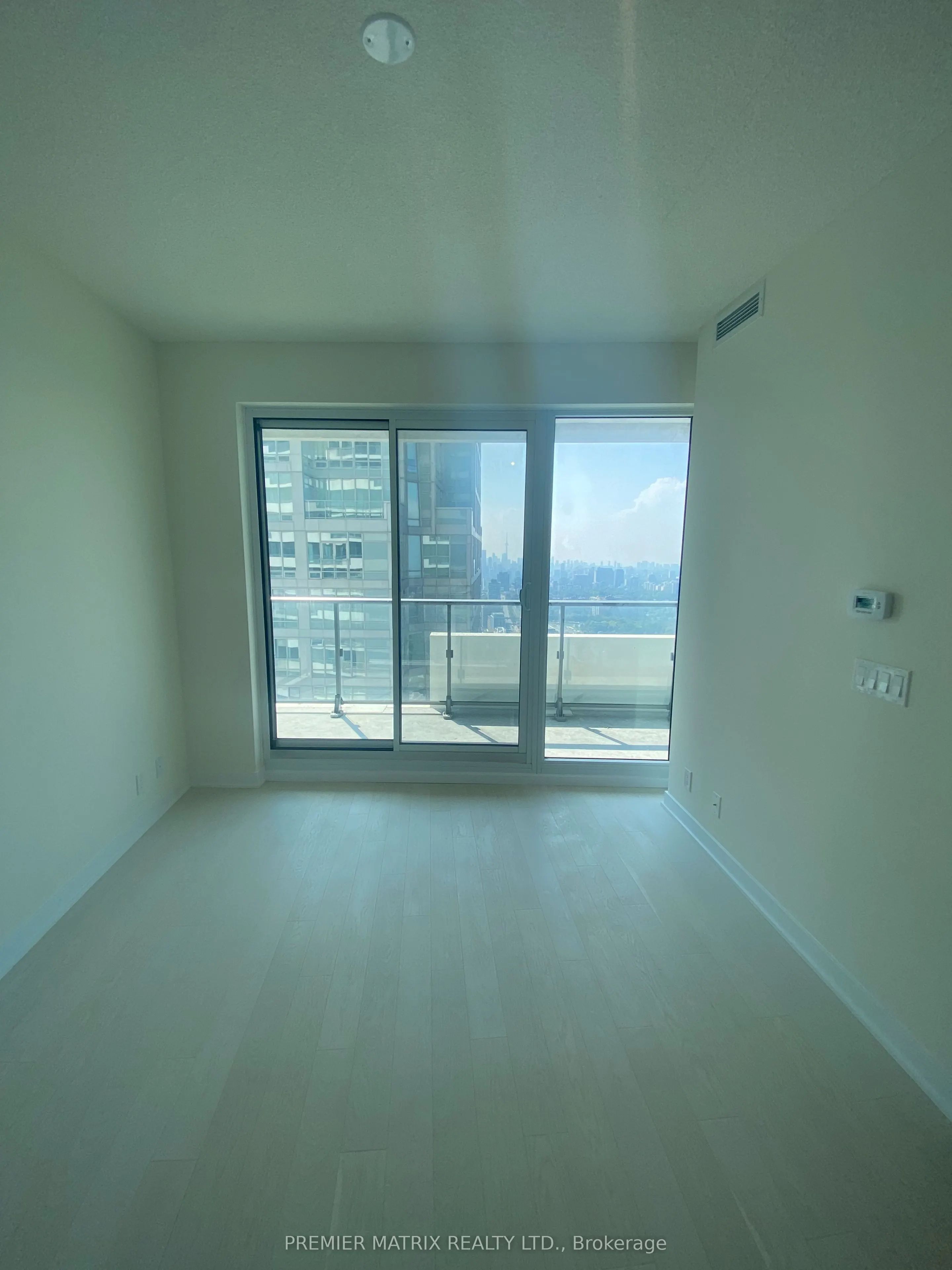 2221 Yonge Street, #4507