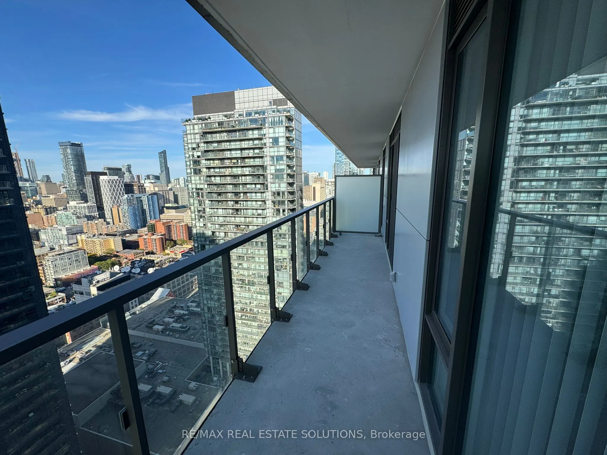 28 Widmer Street, #3726