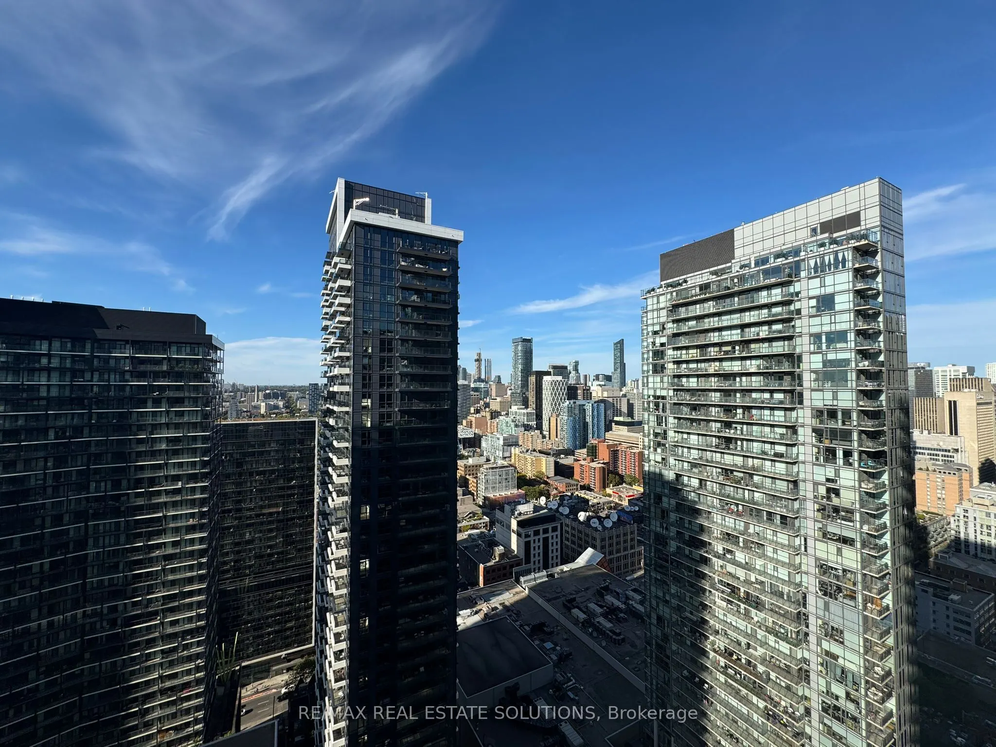 28 Widmer Street, #3726