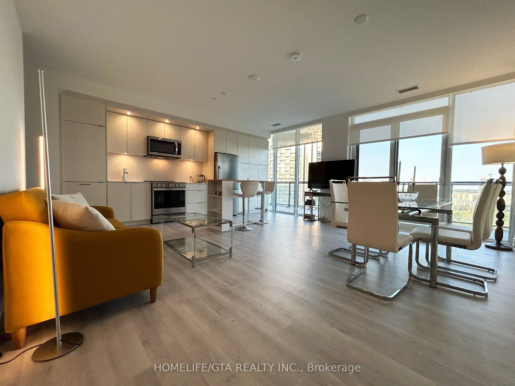 30 Inn On The Park Drive, #2207