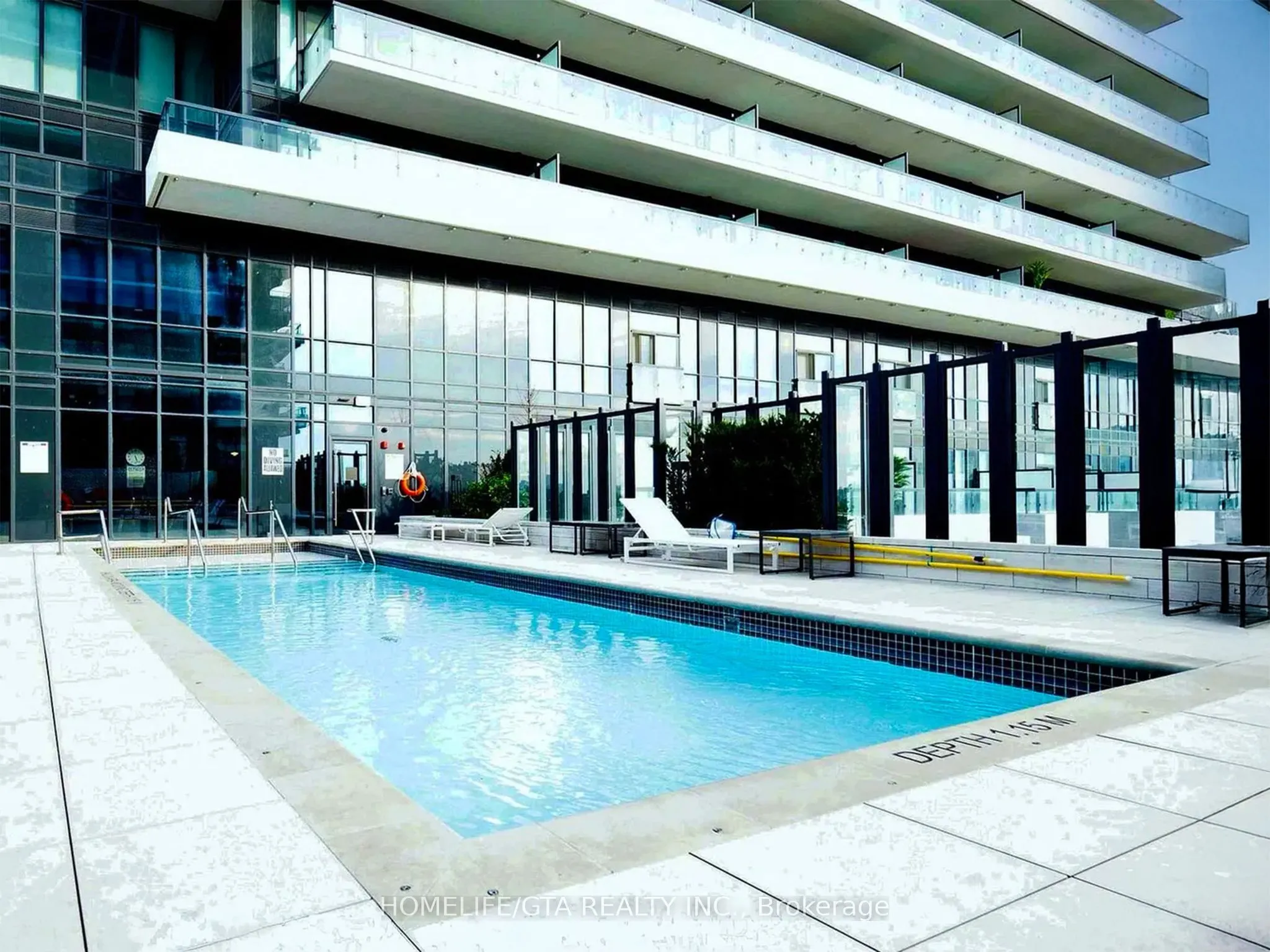 30 Inn On The Park Drive, #2207