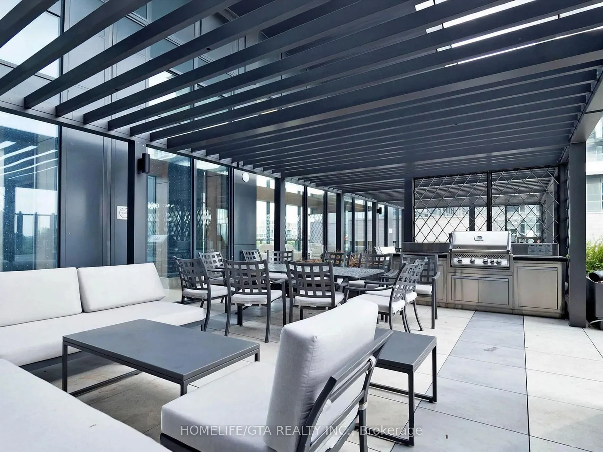 30 Inn On The Park Drive, #2207