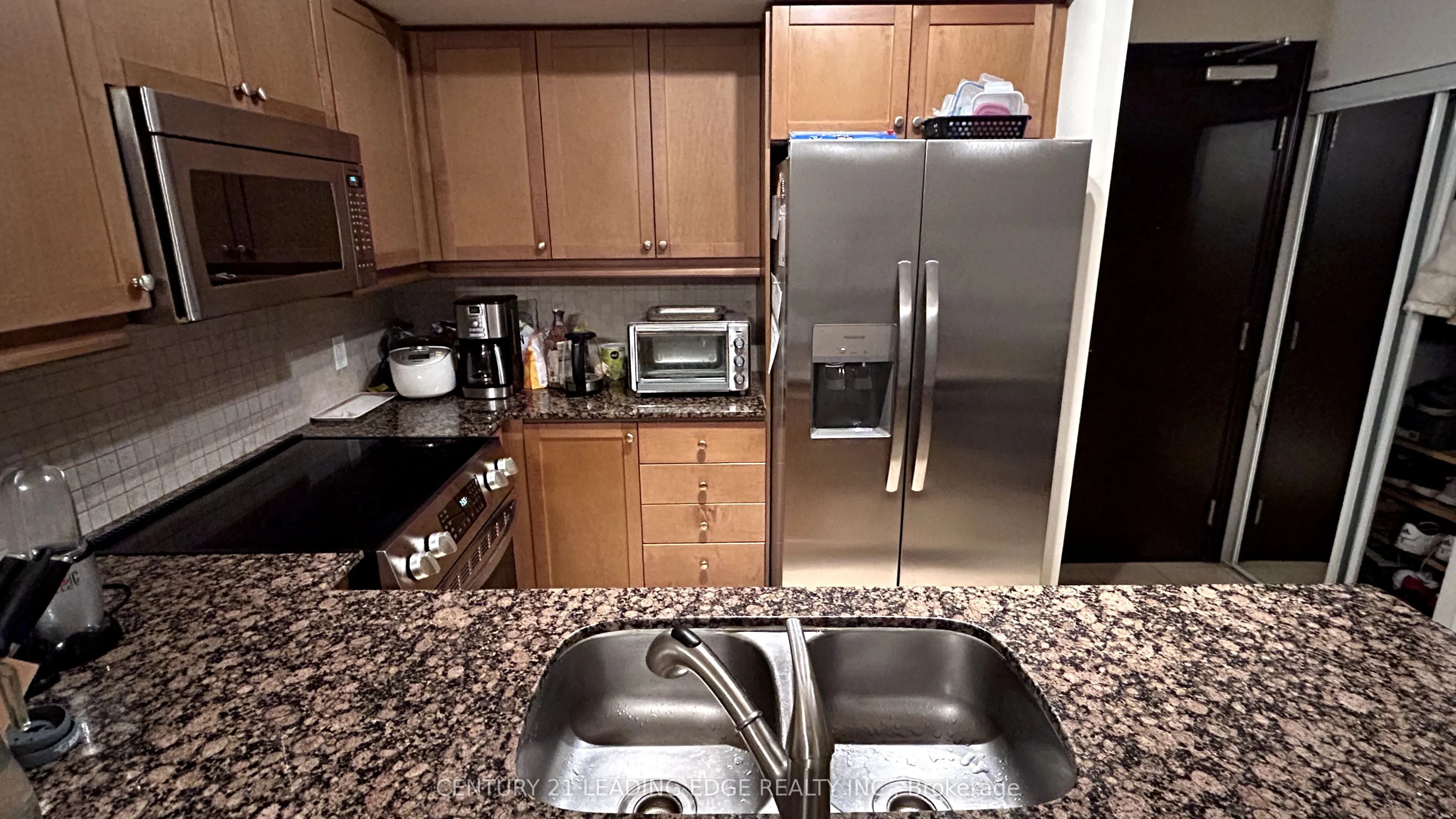 1105 LESLIE Street, #1602