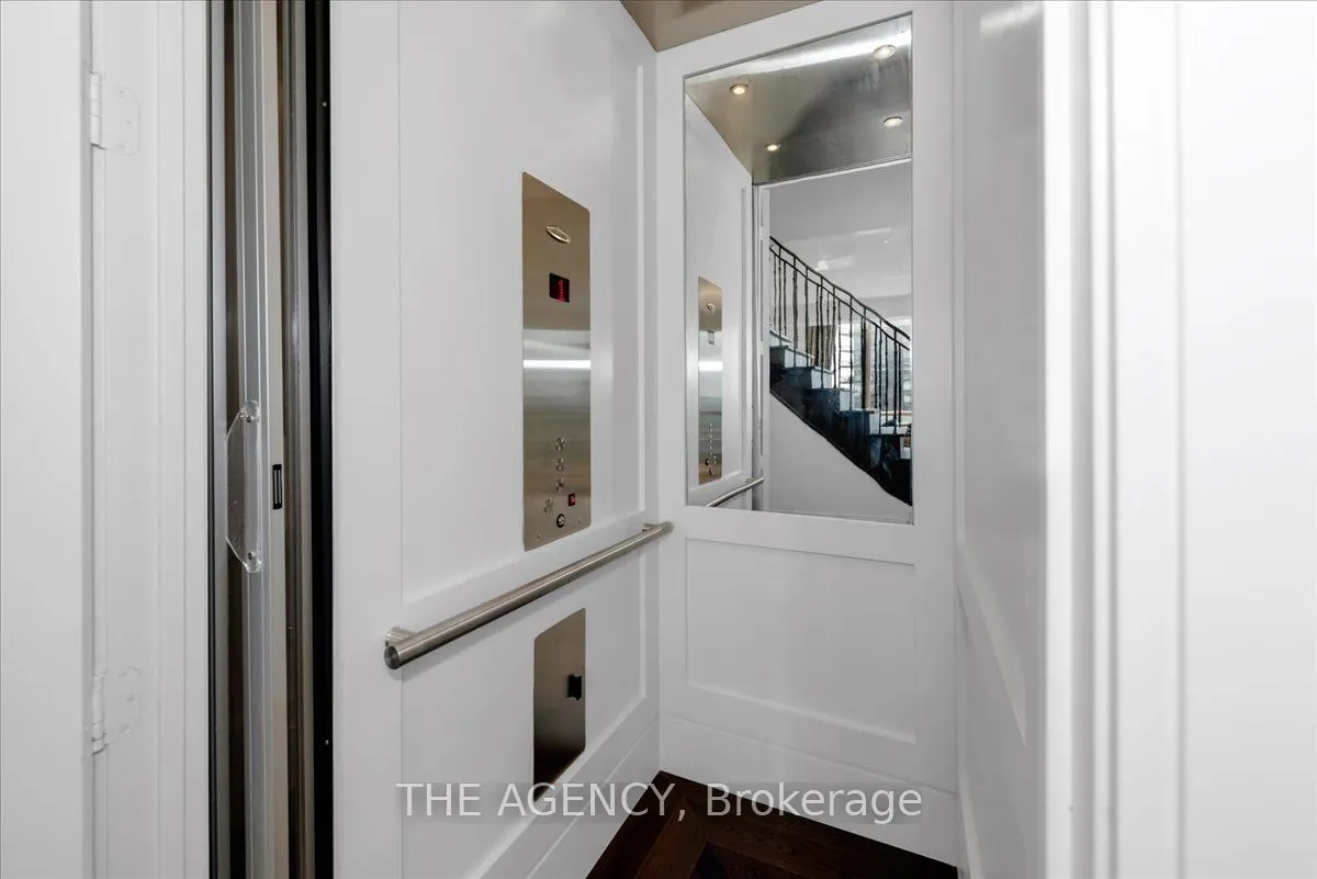 70 Roehampton Avenue, #PH15