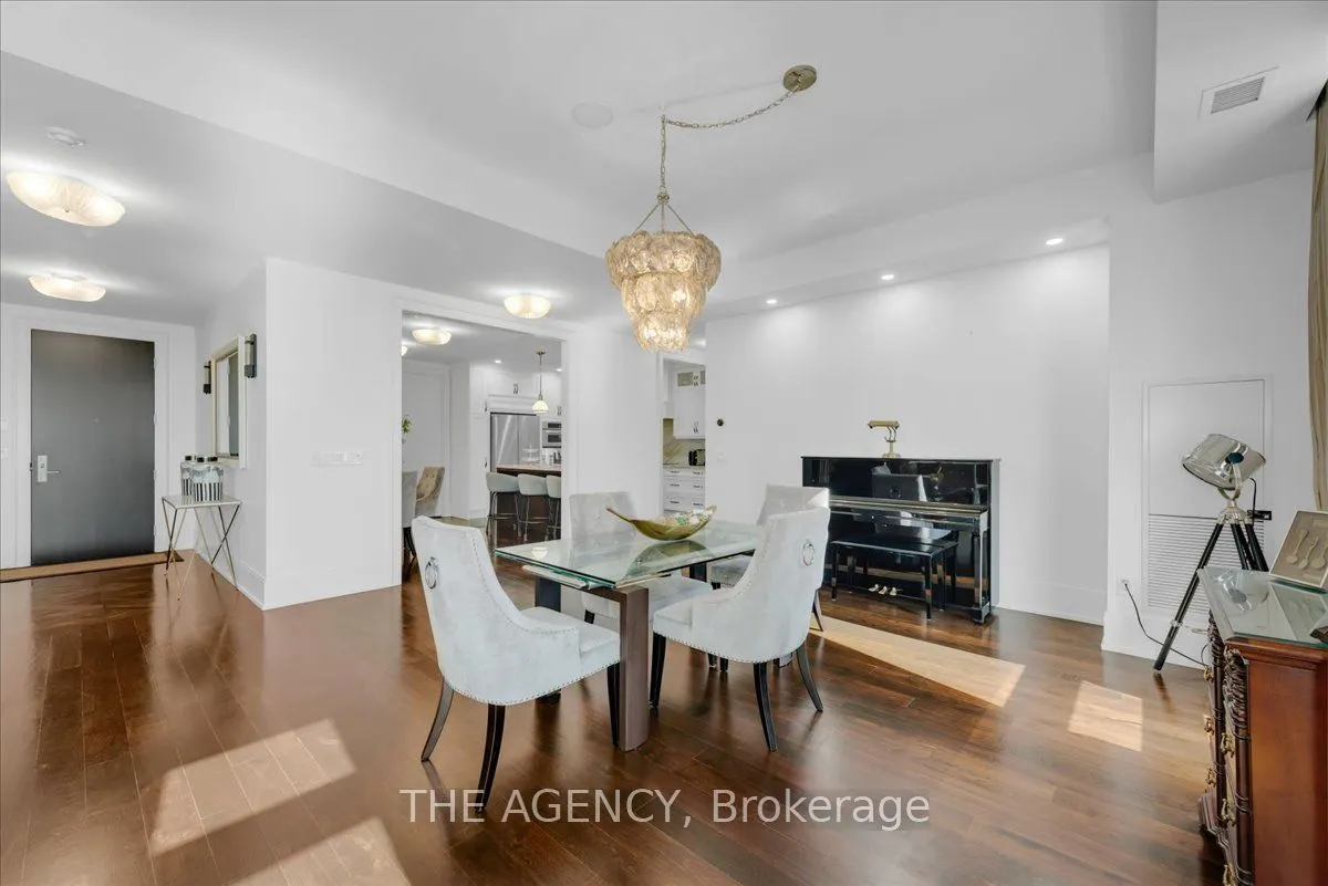 70 Roehampton Avenue, #PH15