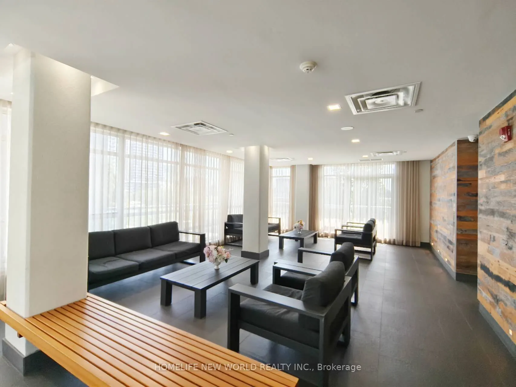 275 Yorkland Road, #3208